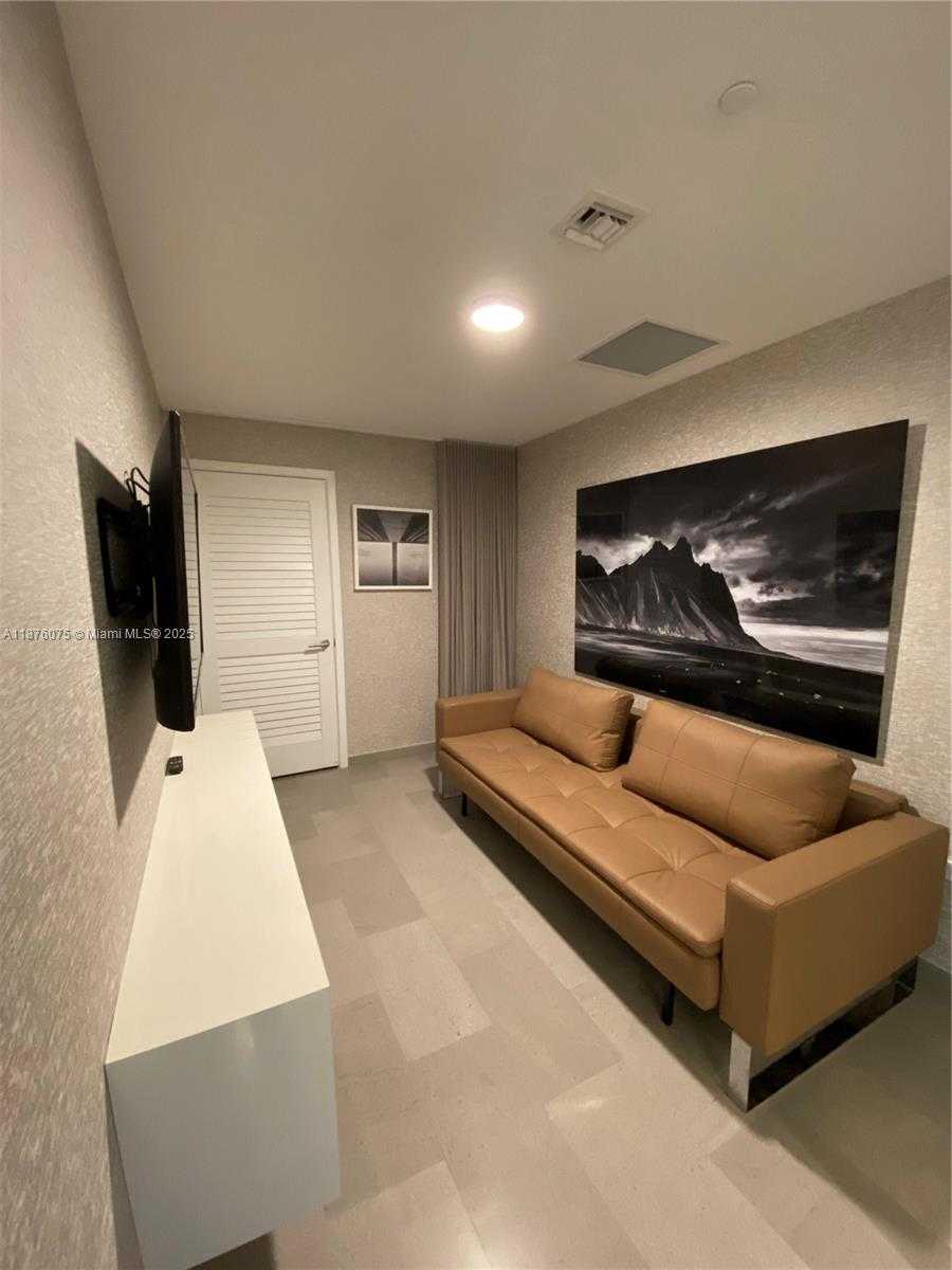 Small Image of 88 SOUTH WEST 7TH ST #1904, Miami Number 19