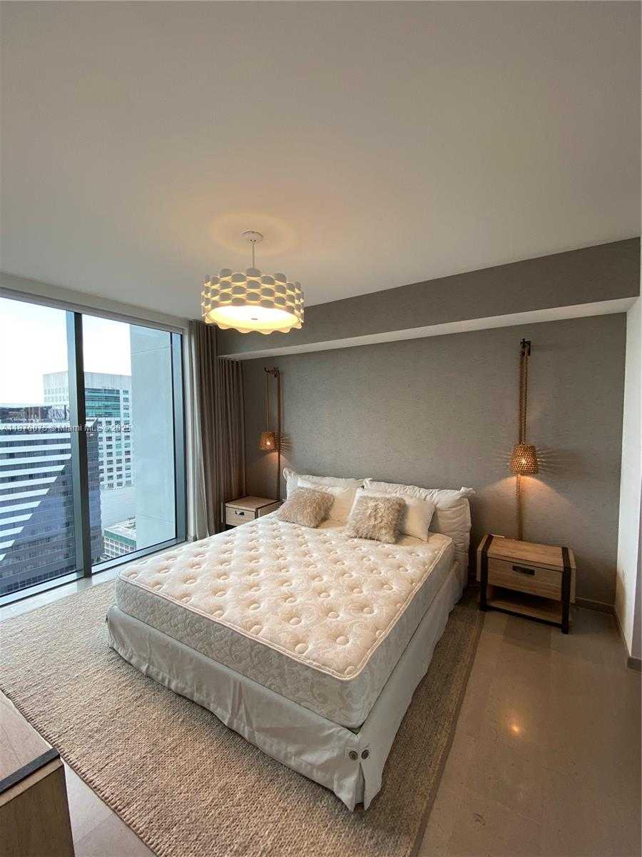 Small Image of 88 SOUTH WEST 7TH ST #1904, Miami Number 22