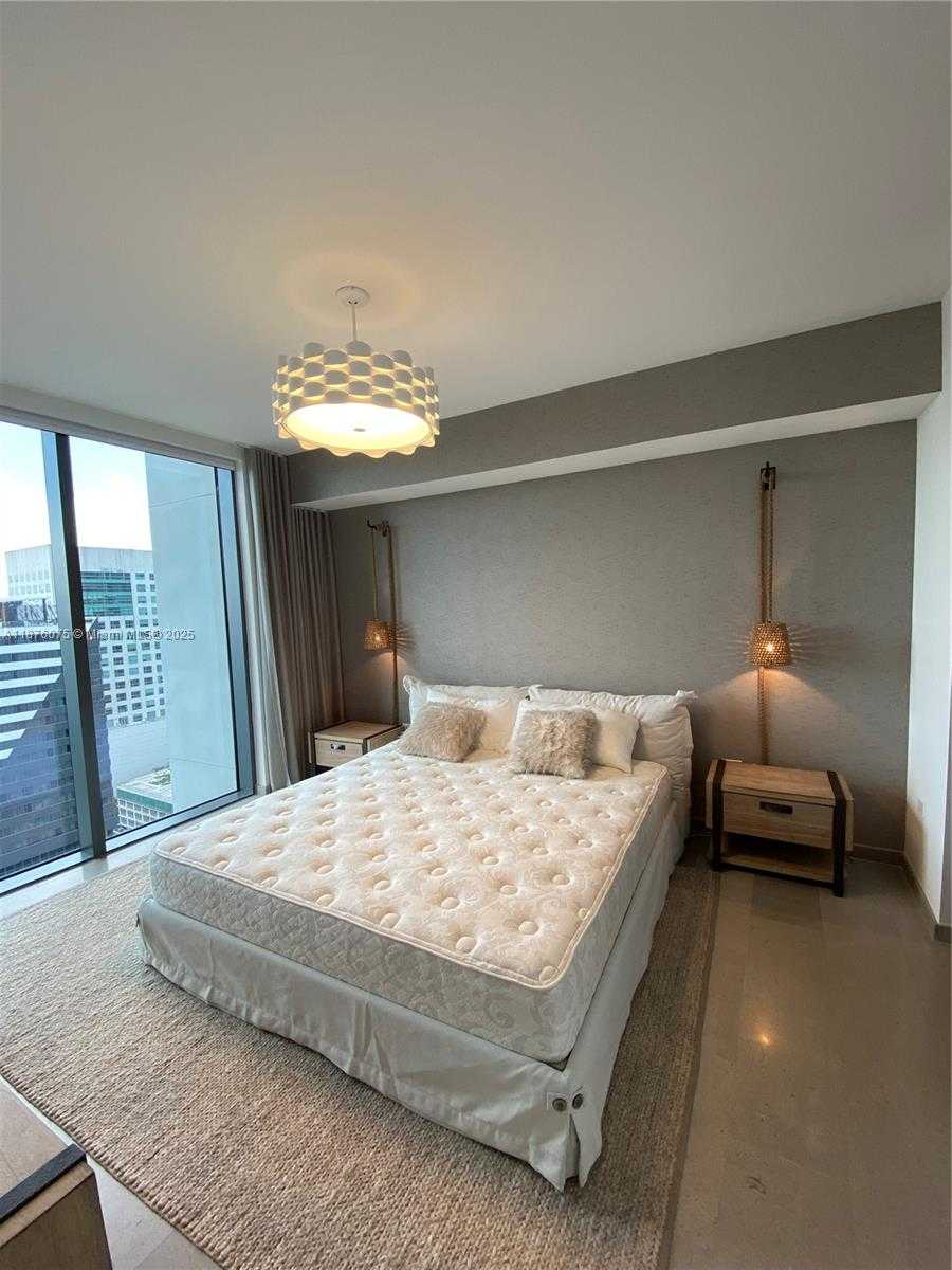 Small Image of 88 SOUTH WEST 7TH ST #1904, Miami Number 23