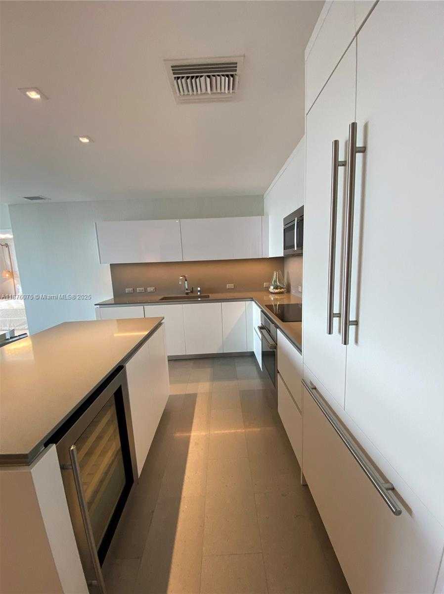 Small Image of 88 SOUTH WEST 7TH ST #1904, Miami Number 4