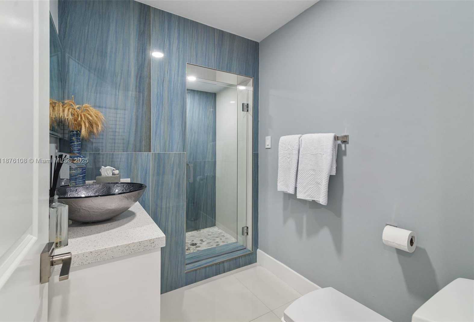 Small Image of 830 SOUTH WEST 93RD AVE, Miami Number 10