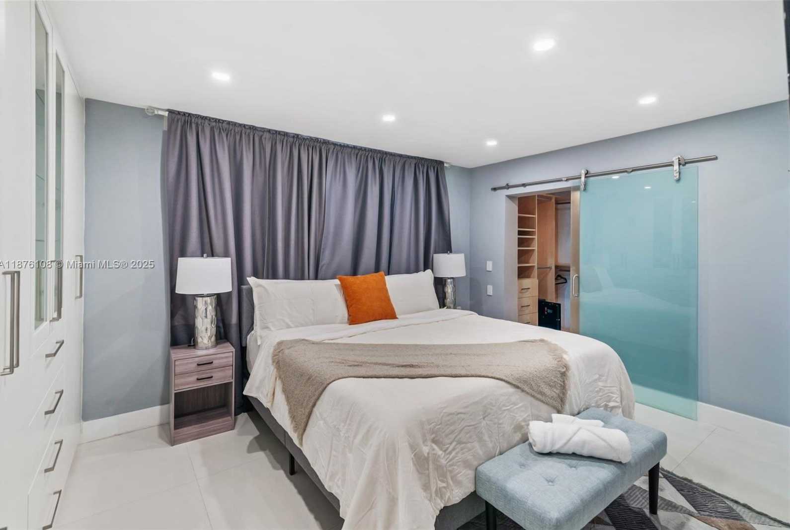 Small Image of 830 SOUTH WEST 93RD AVE, Miami Number 11