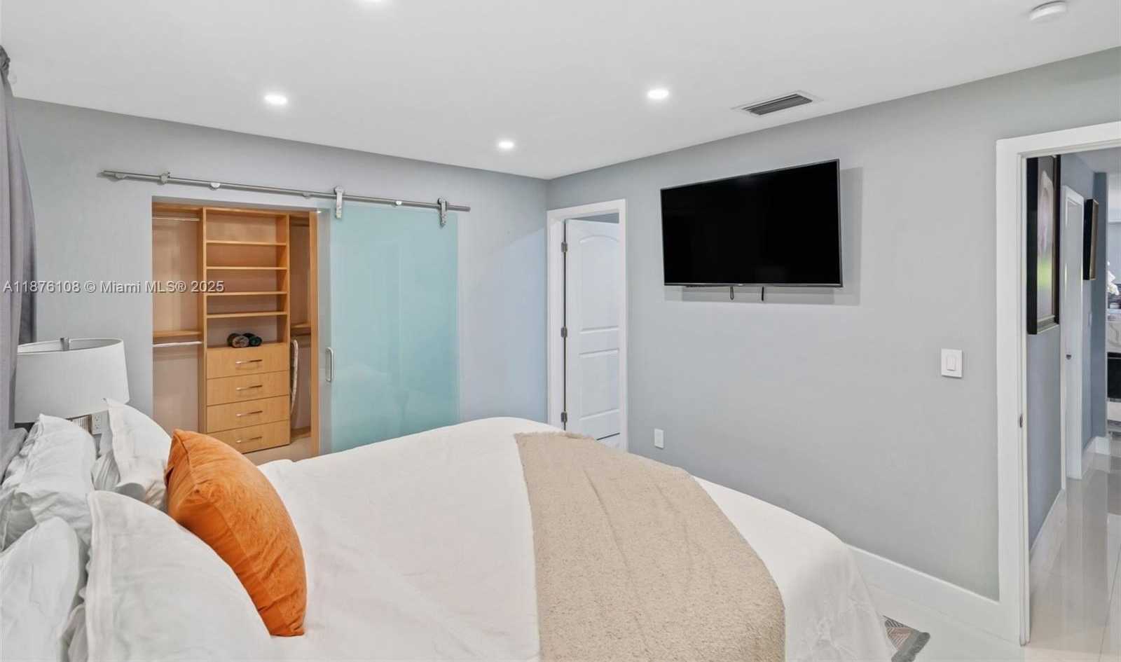 Small Image of 830 SOUTH WEST 93RD AVE, Miami Number 14