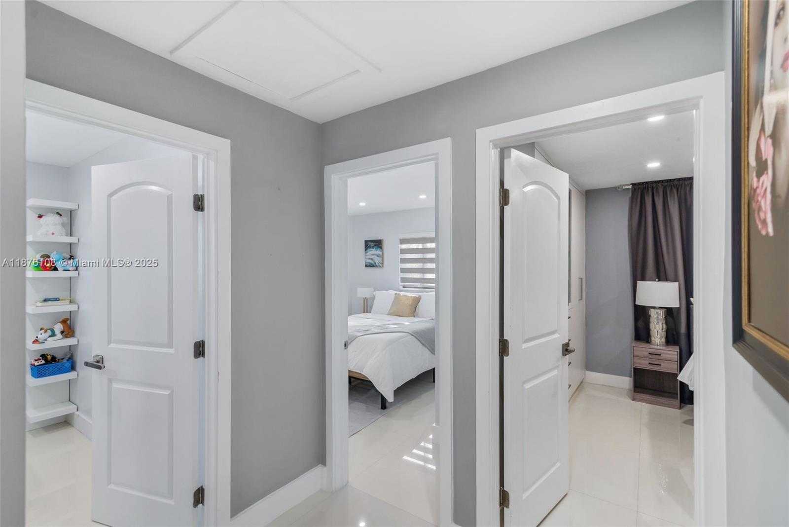 Small Image of 830 SOUTH WEST 93RD AVE, Miami Number 21