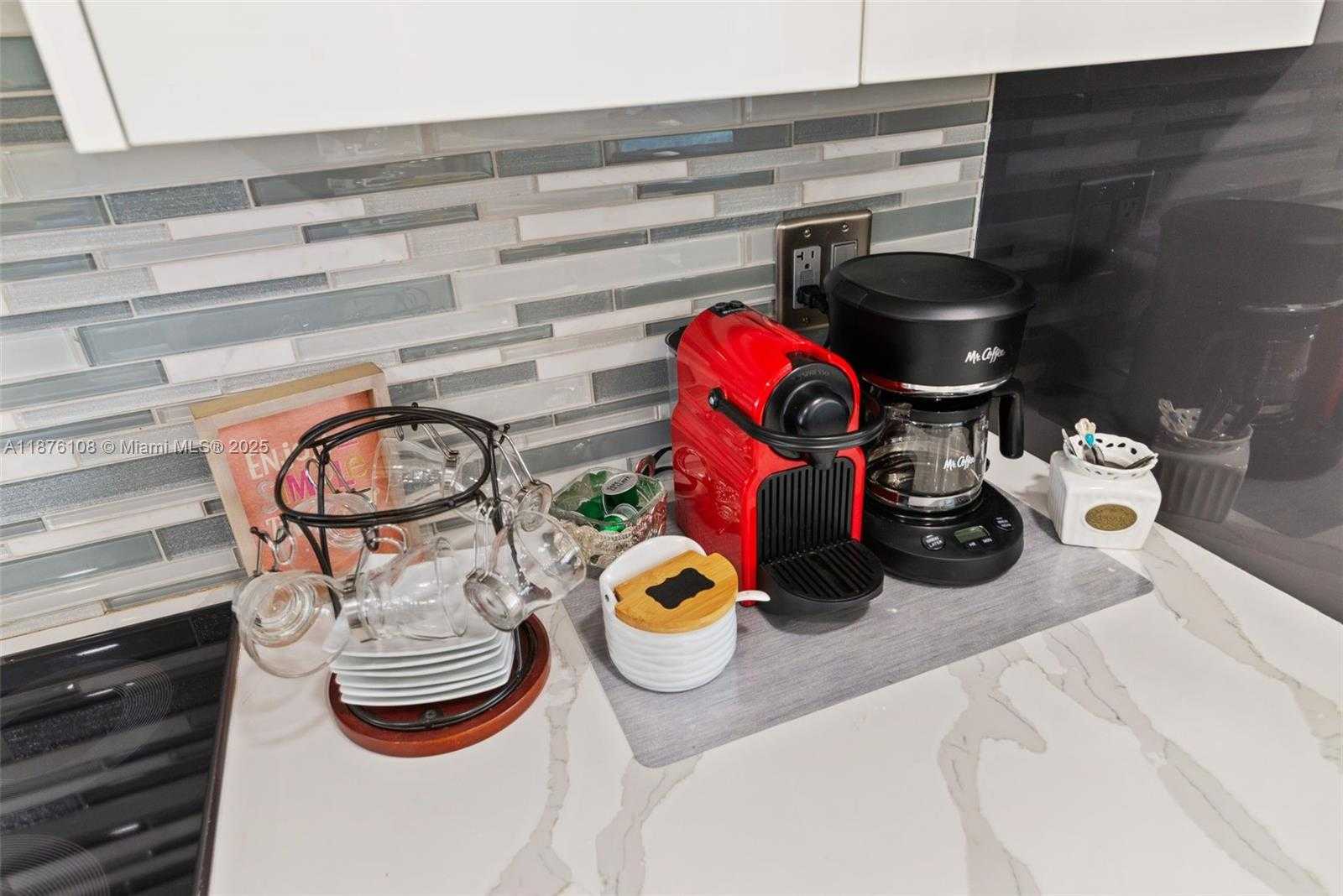 Small Image of 830 SOUTH WEST 93RD AVE, Miami Number 40