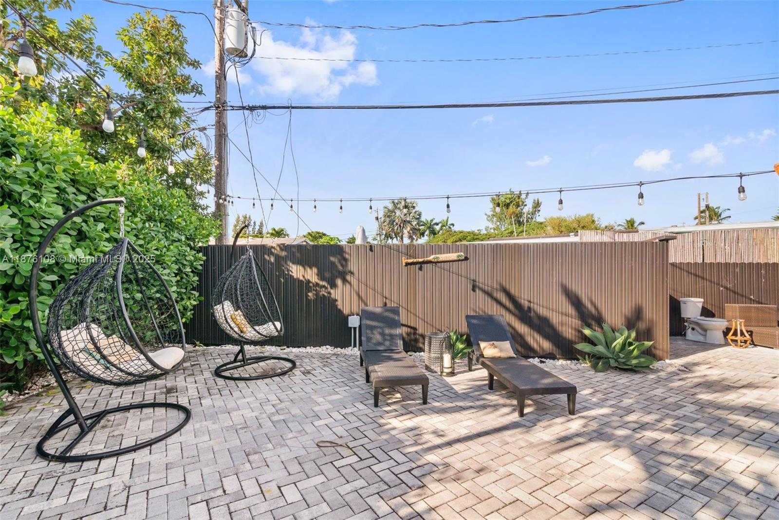 Small Image of 830 SOUTH WEST 93RD AVE, Miami Number 44