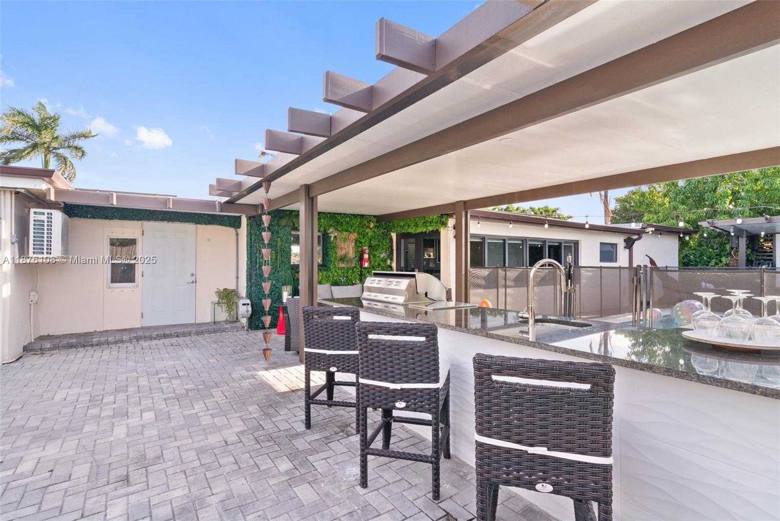 Small Image of 830 SOUTH WEST 93RD AVE, Miami Number 52