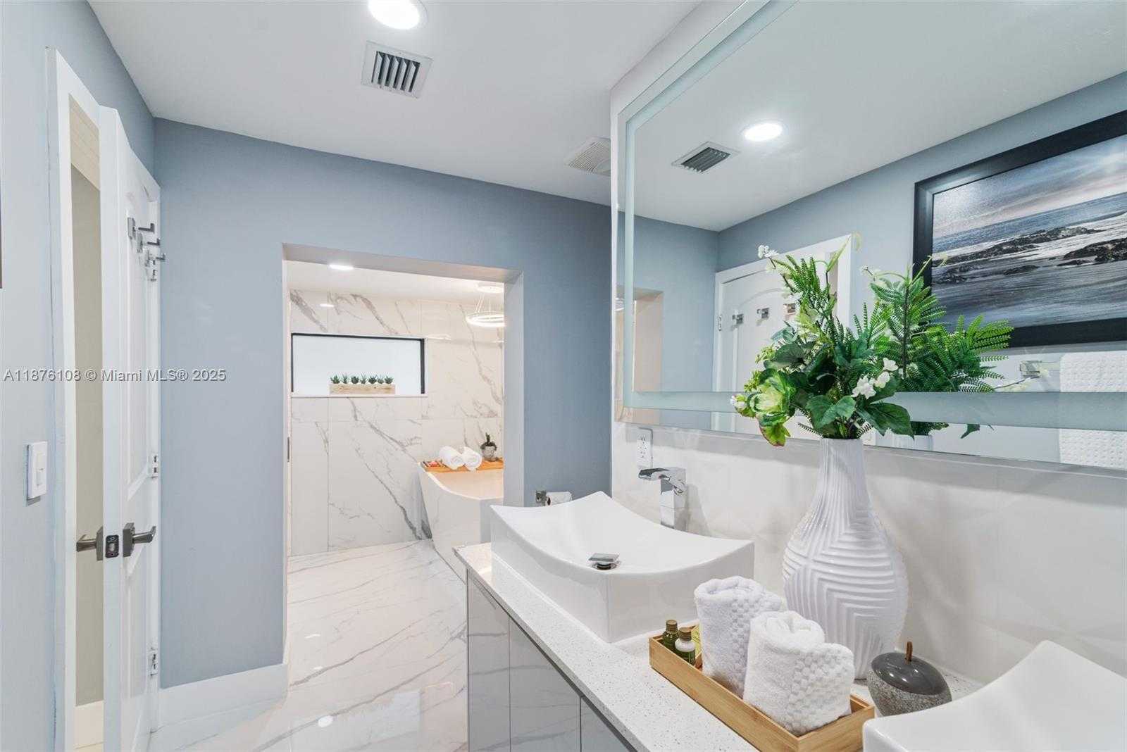 Small Image of 830 SOUTH WEST 93RD AVE, Miami Number 8