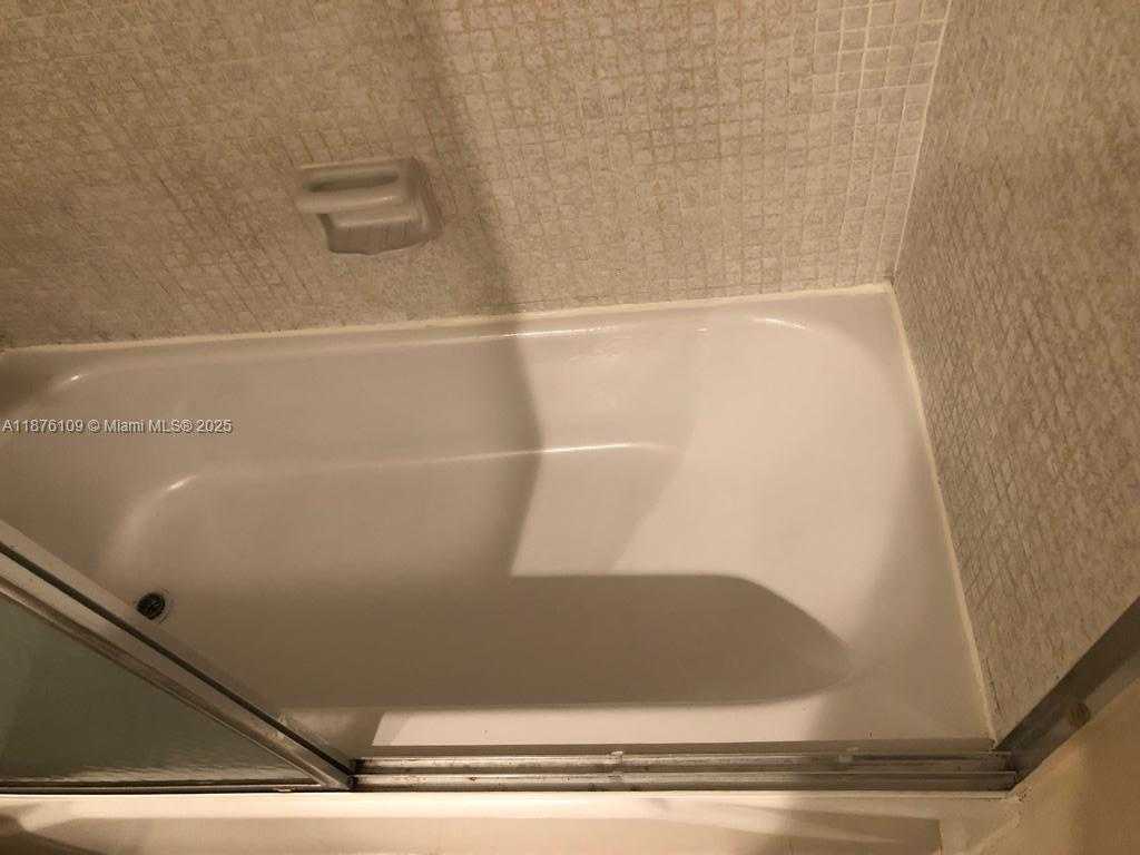 Small Image of 19380 COLLINS AVE #1014, Sunny Isles Beach Number 17