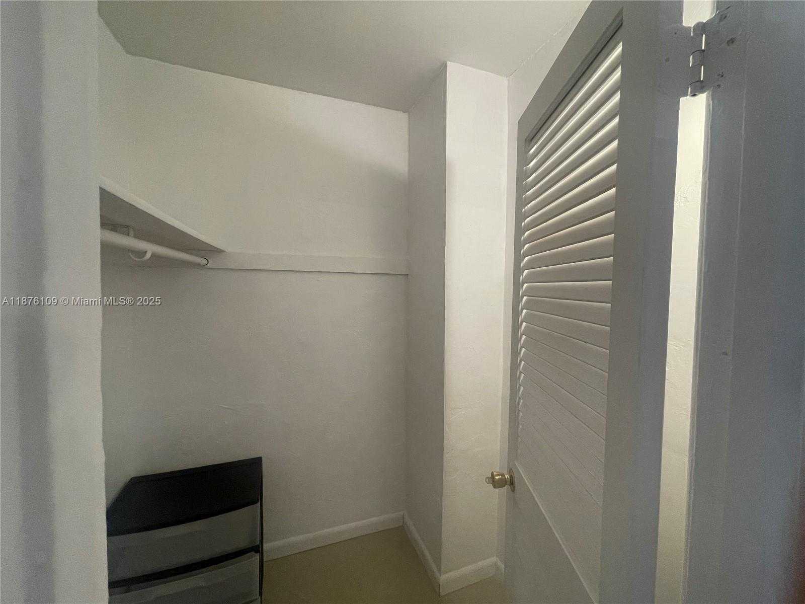 Small Image of 19380 COLLINS AVE #1014, Sunny Isles Beach Number 5