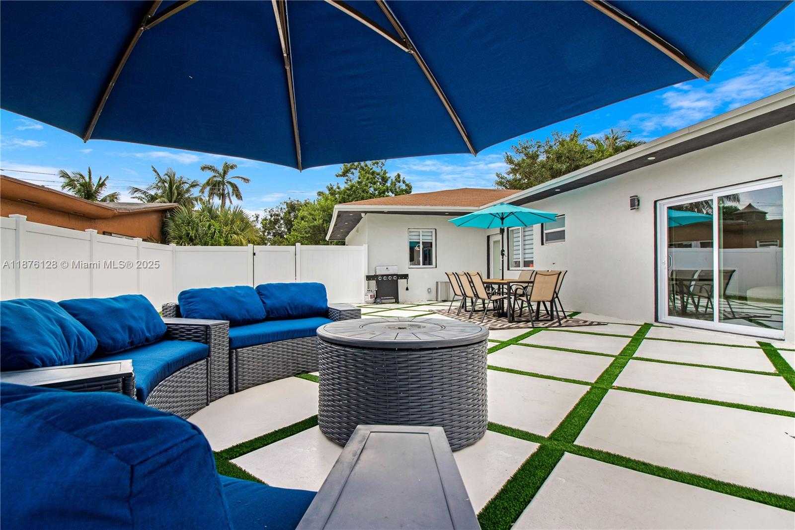 Small Image of 14840 NORTH EAST 8TH AVE, Miami Number 17