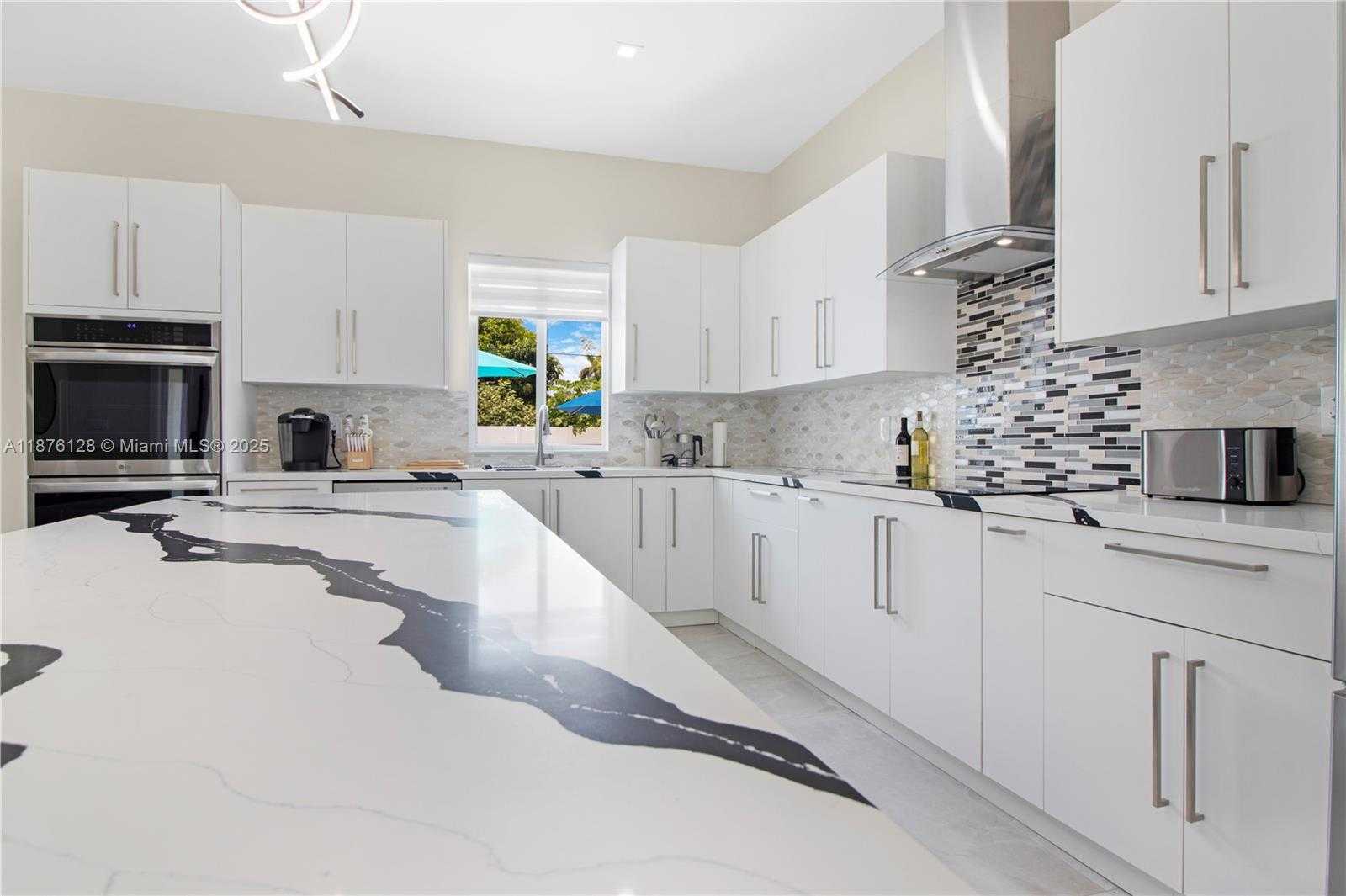 Small Image of 14840 NORTH EAST 8TH AVE, Miami Number 5