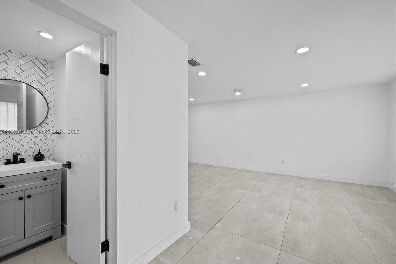 Small Image of 10932 NORTH WEST 7TH ST #902, Miami Number 11