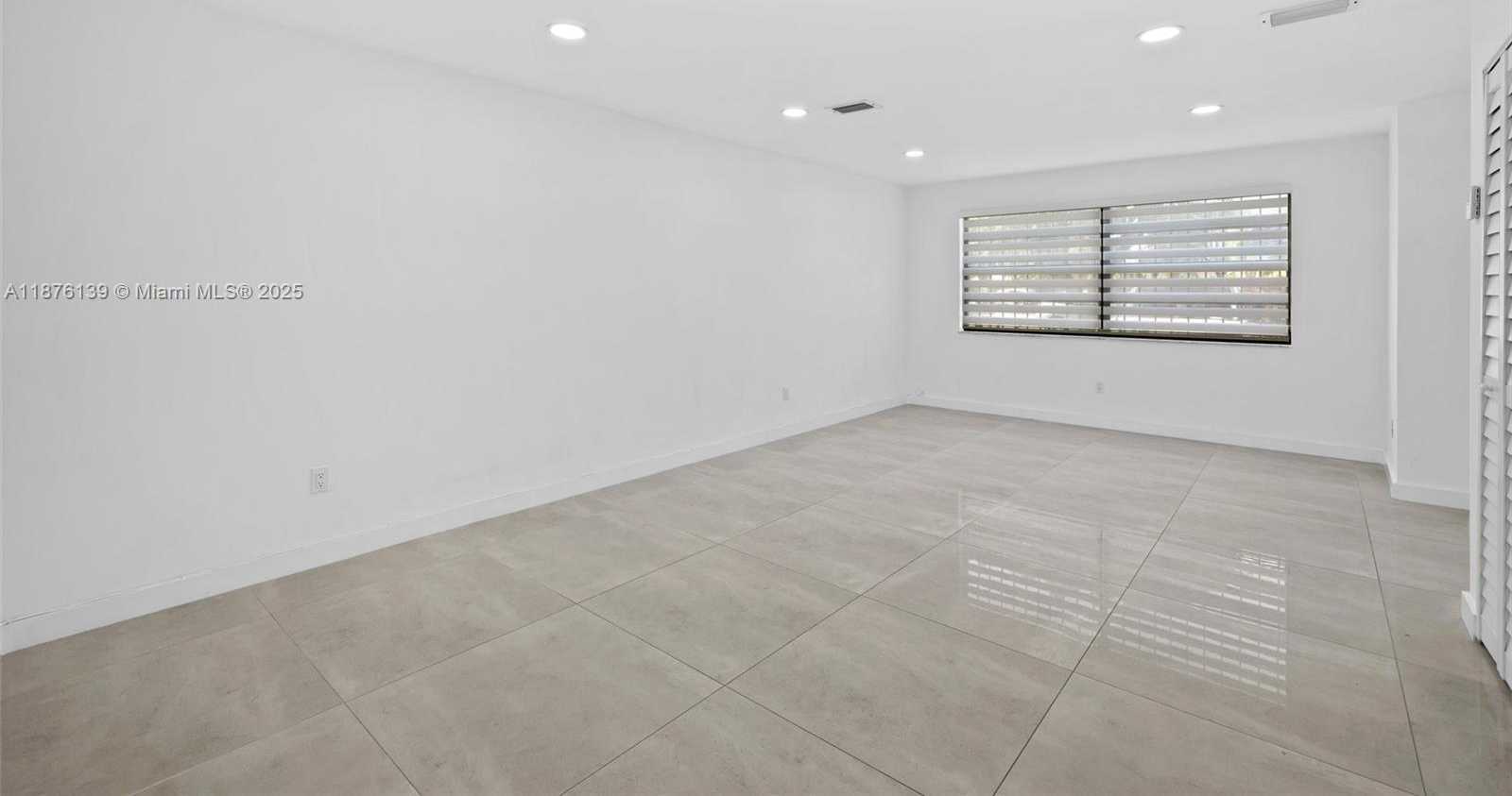 Small Image of 10932 NORTH WEST 7TH ST #902, Miami Number 16