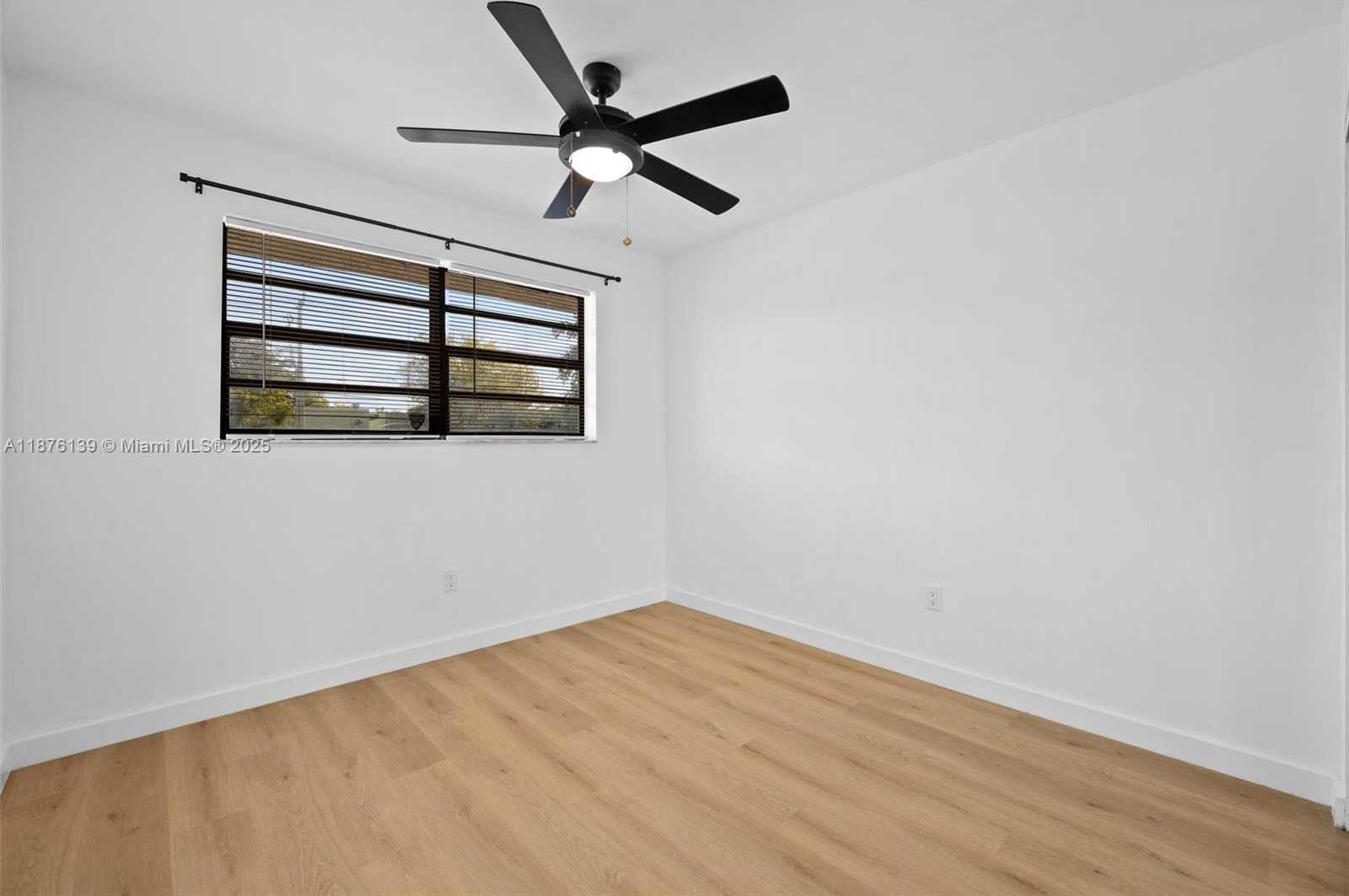 Small Image of 10932 NORTH WEST 7TH ST #902, Miami Number 23