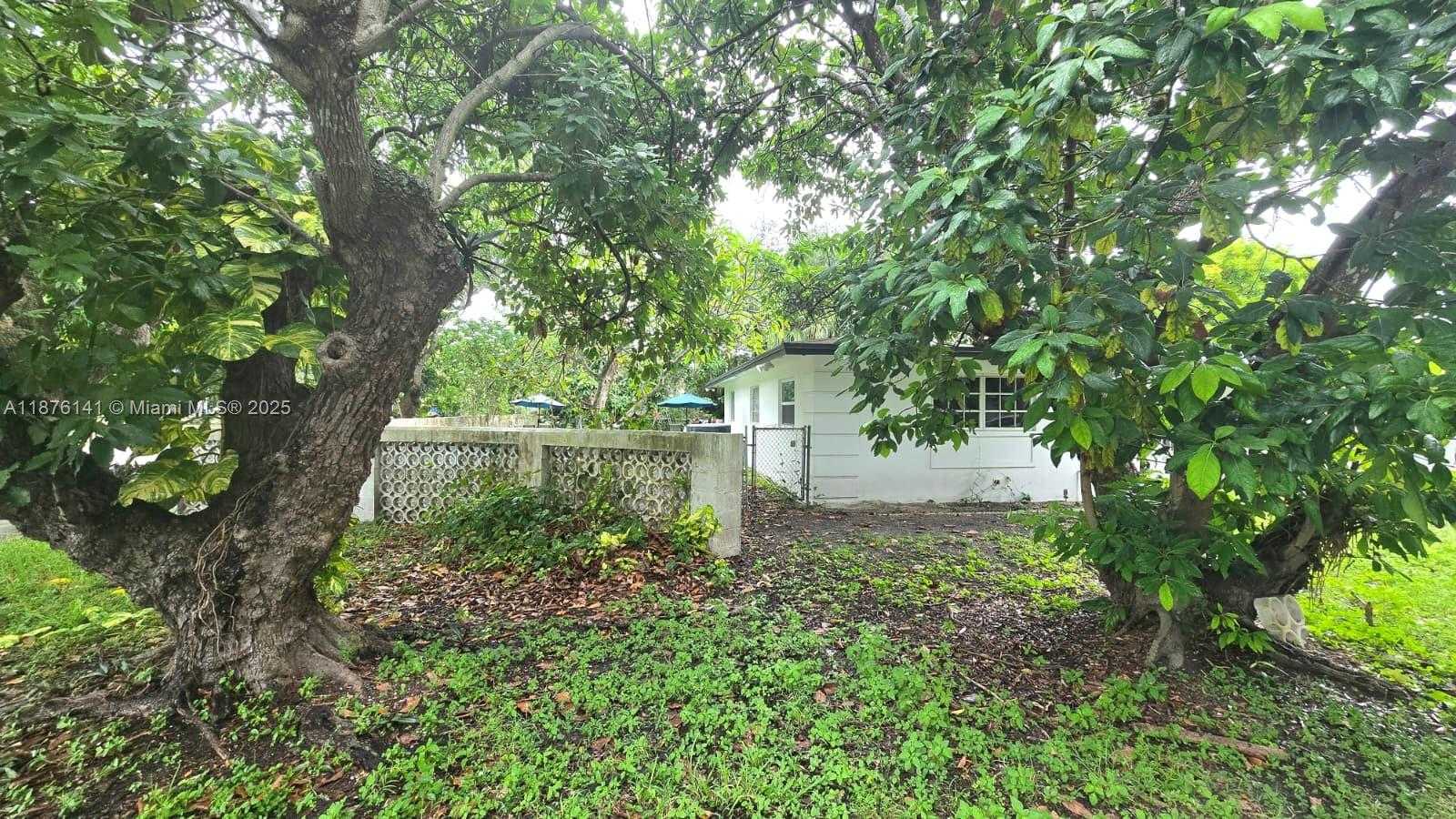 Small Image of 15120 SOUTH WEST 87TH AVE #1, Palmetto Bay Number 24