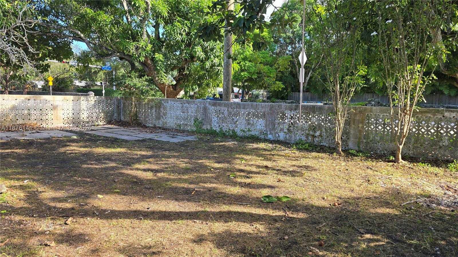 Small Image of 15120 SOUTH WEST 87TH AVE #1, Palmetto Bay Number 32