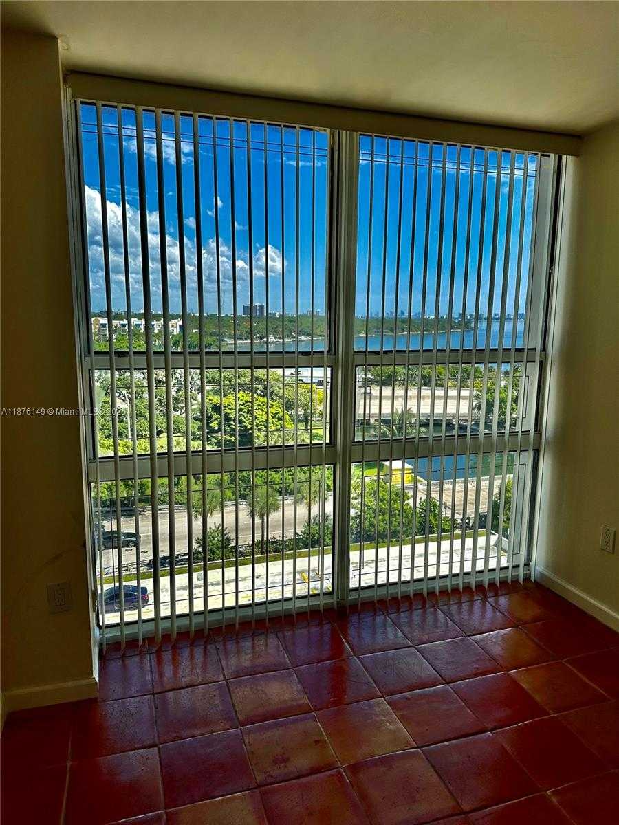 Small Image of 600 NORTH EAST 36TH ST #814, Miami Number 13