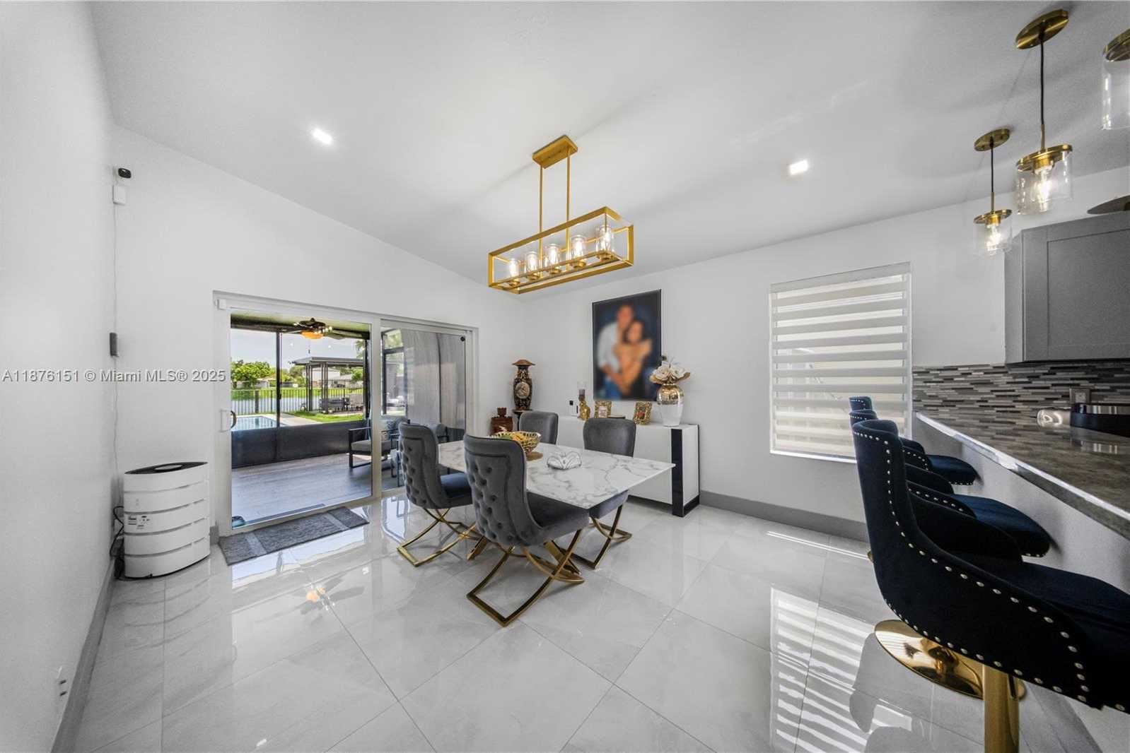 Small Image of 17079 SOUTH WEST 142ND PL, Miami Number 17