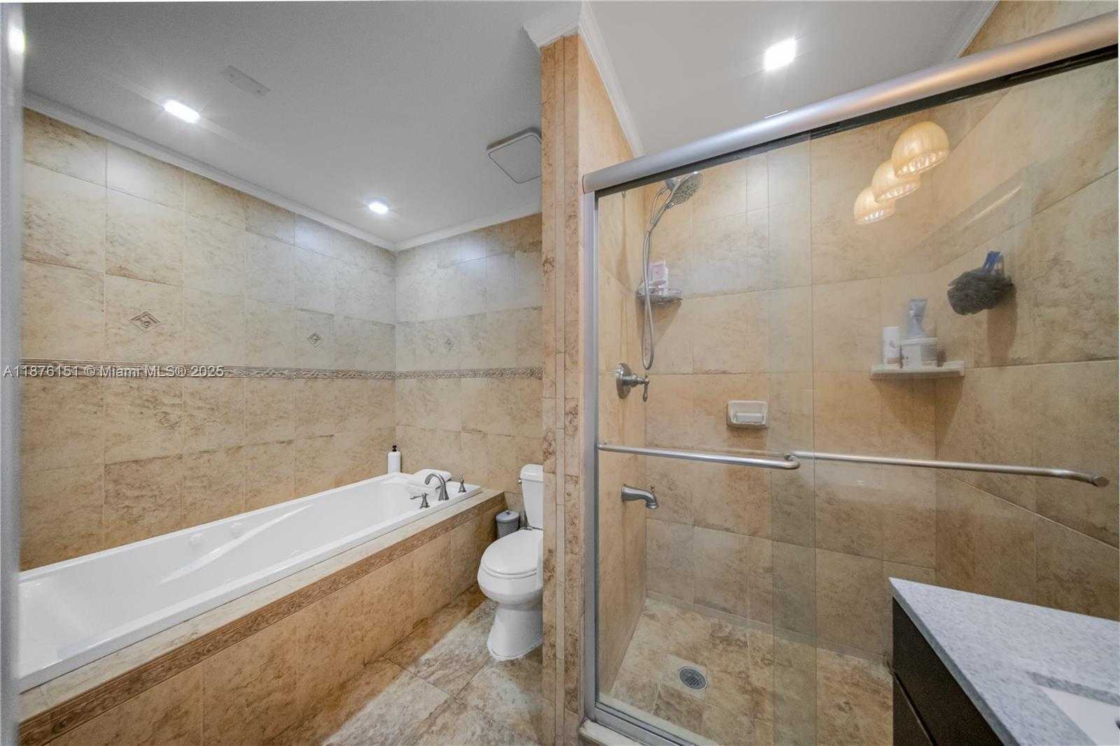 Small Image of 17079 SOUTH WEST 142ND PL, Miami Number 23