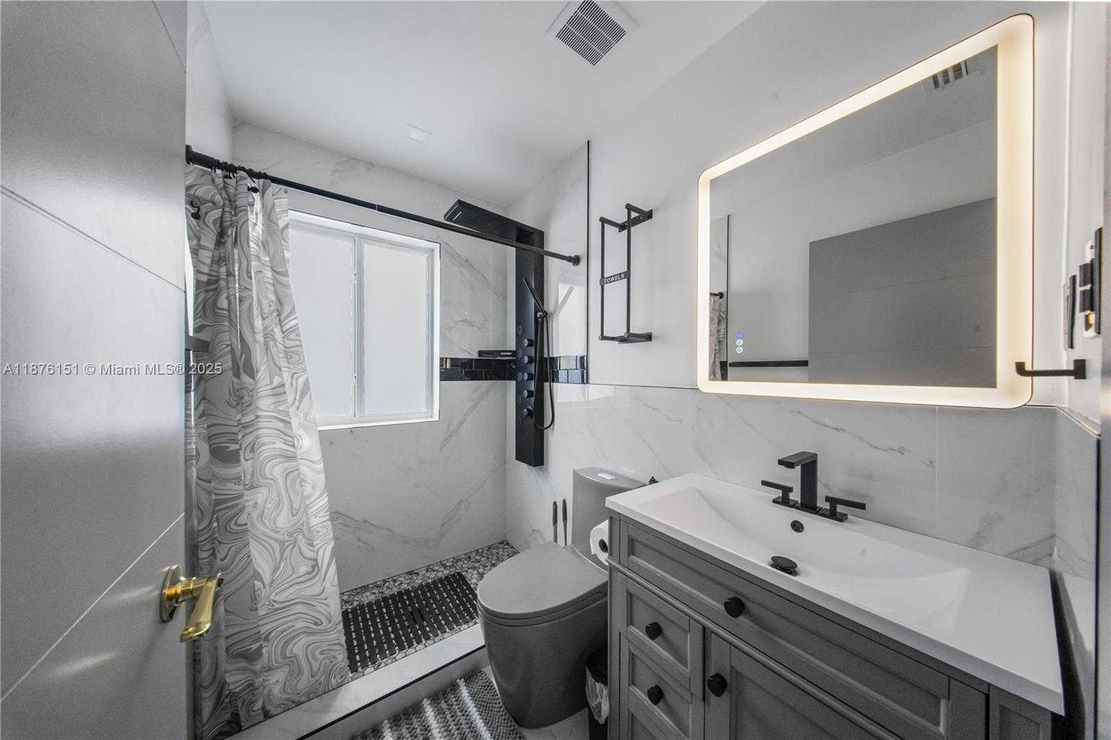 Small Image of 17079 SOUTH WEST 142ND PL, Miami Number 27