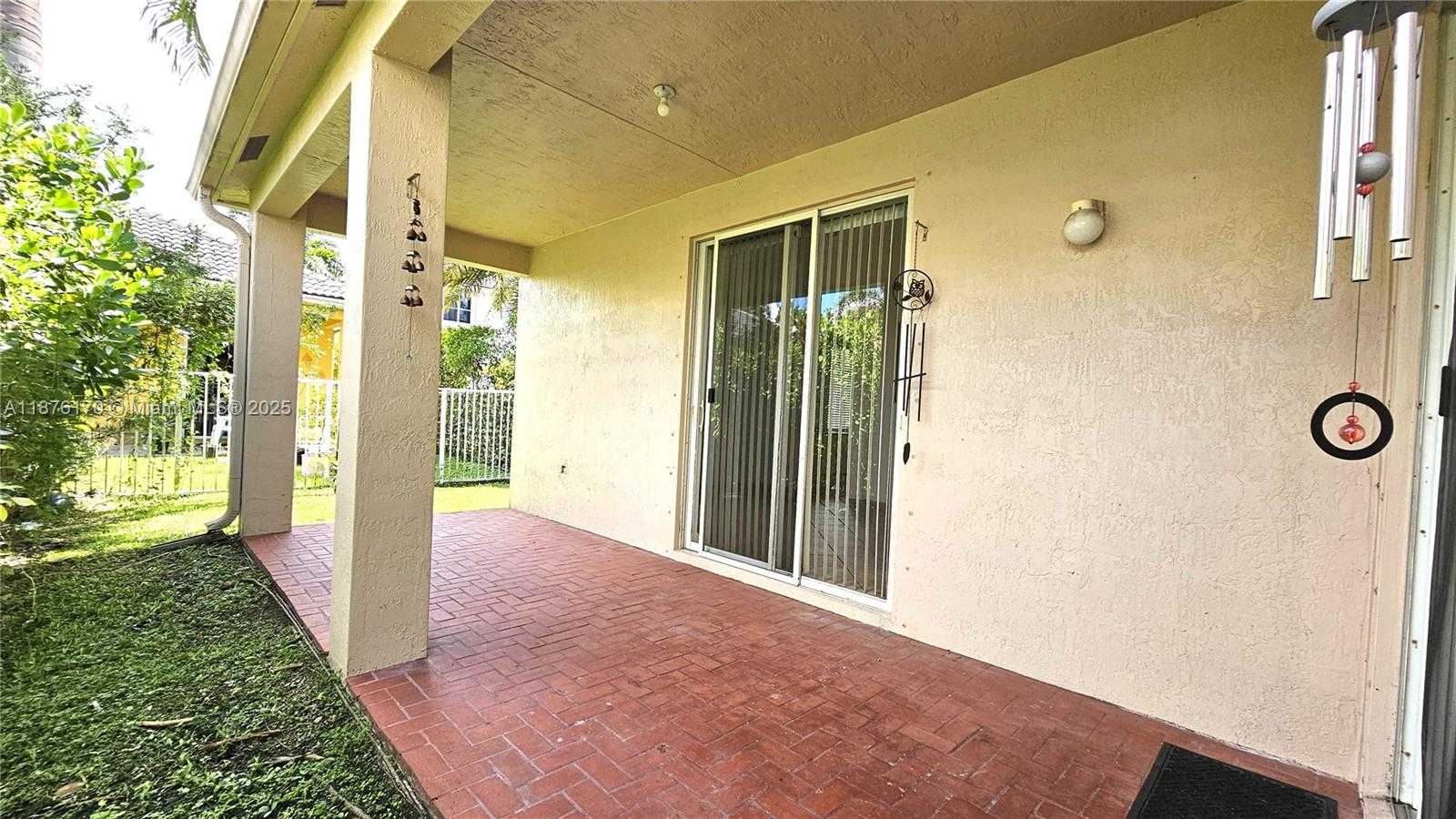Small Image of 686 CONSERVATION DR, Weston Number 13