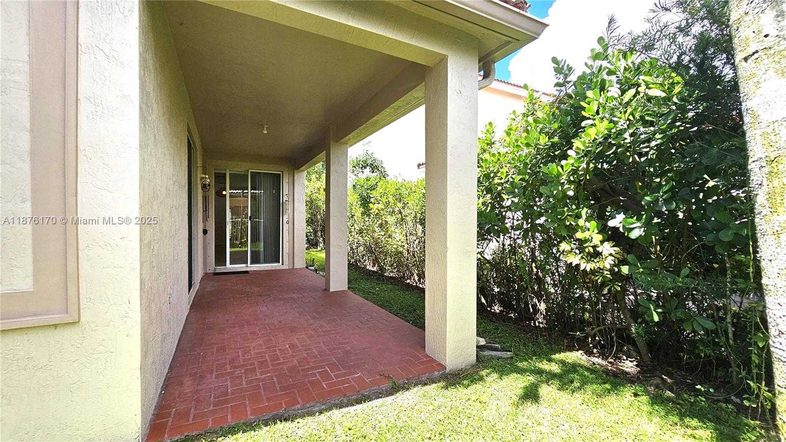 Small Image of 686 CONSERVATION DR, Weston Number 14
