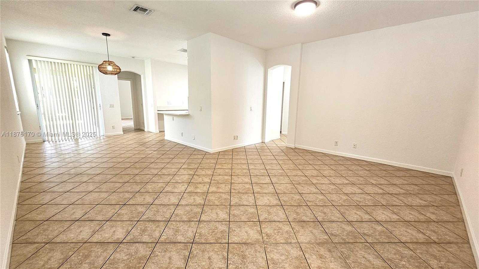 Small Image of 686 CONSERVATION DR, Weston Number 2