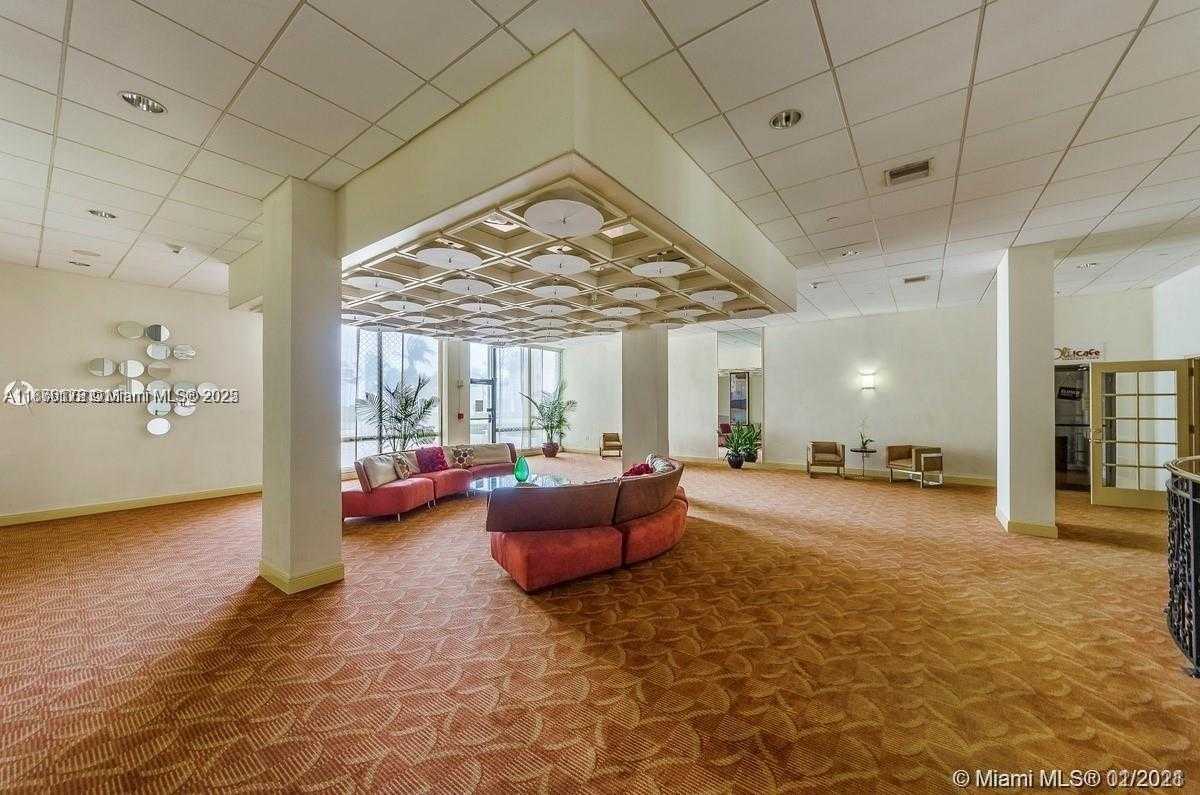 Small Image of 5825 COLLINS AVE #J4, Miami Beach Number 33