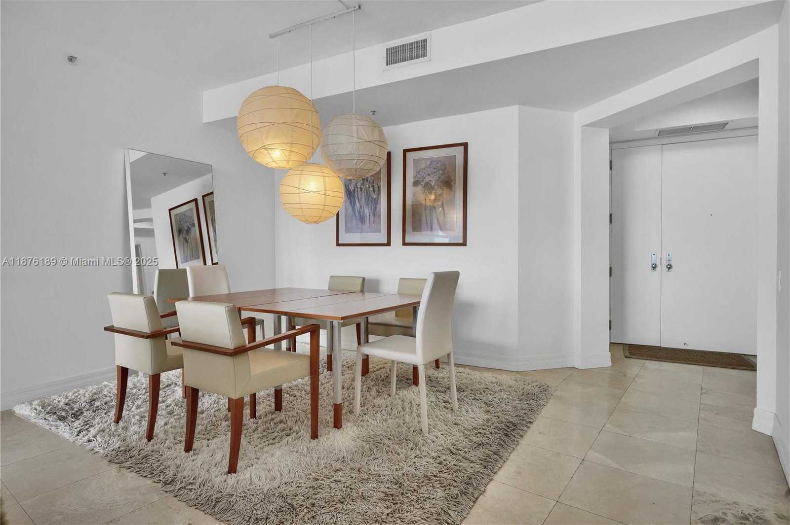Small Image of 808 BRICKELL KEY DR #2506, Miami Number 7