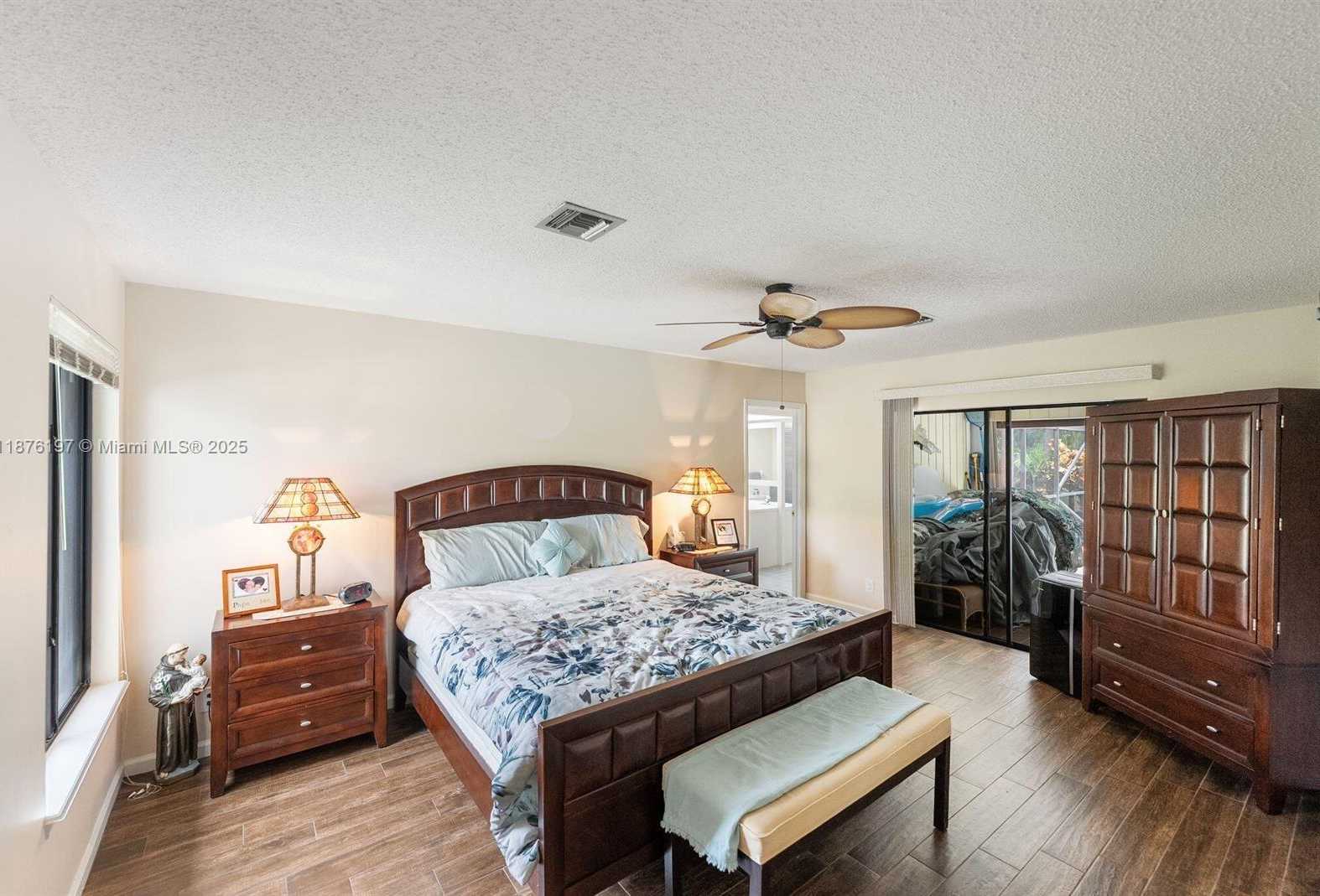 Small Image of 17982 TIDEWATER CIR, Jupiter Number 25