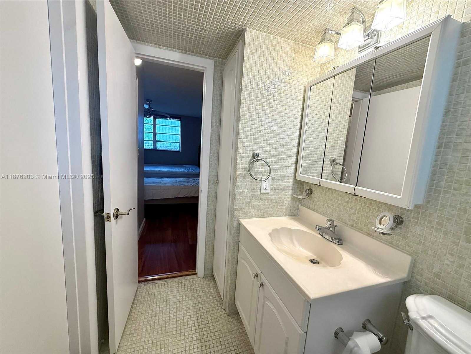 Small Image of 3020 MARCOS DR #S203, Aventura Number 10