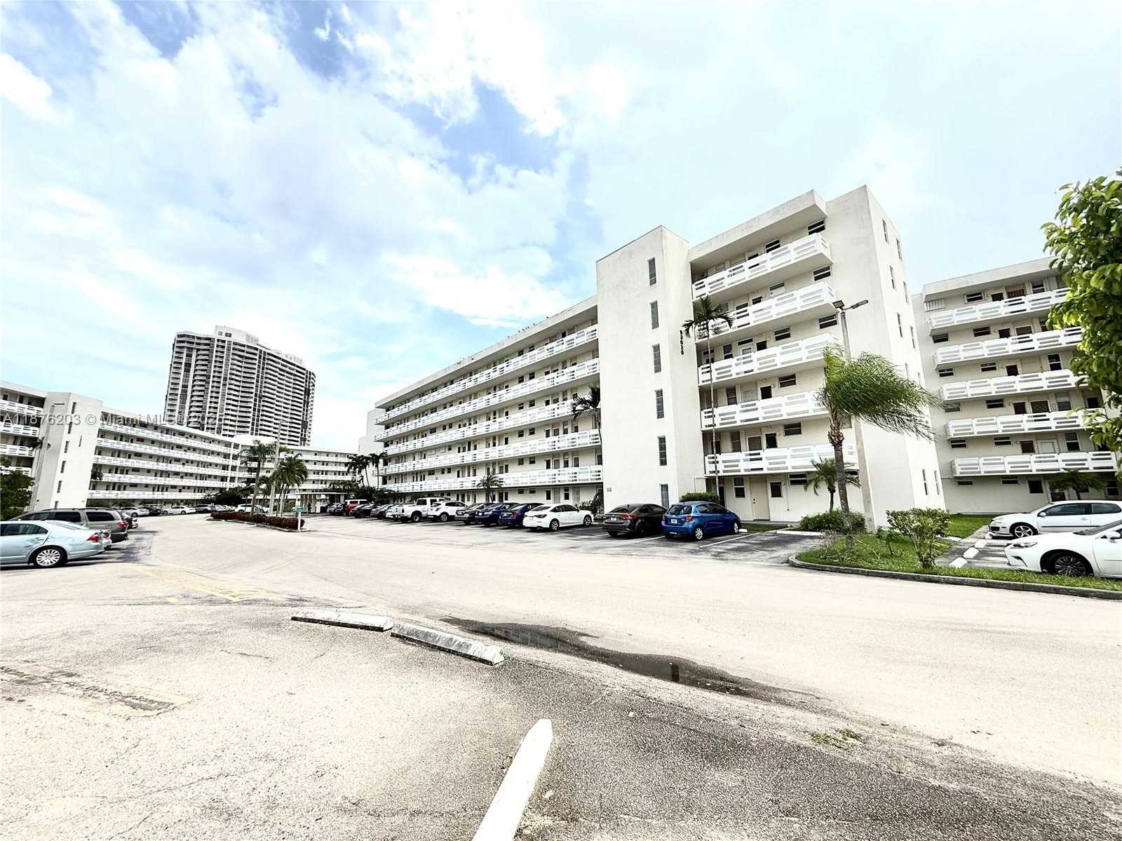 Small Image of 3020 MARCOS DR #S203, Aventura Number 16
