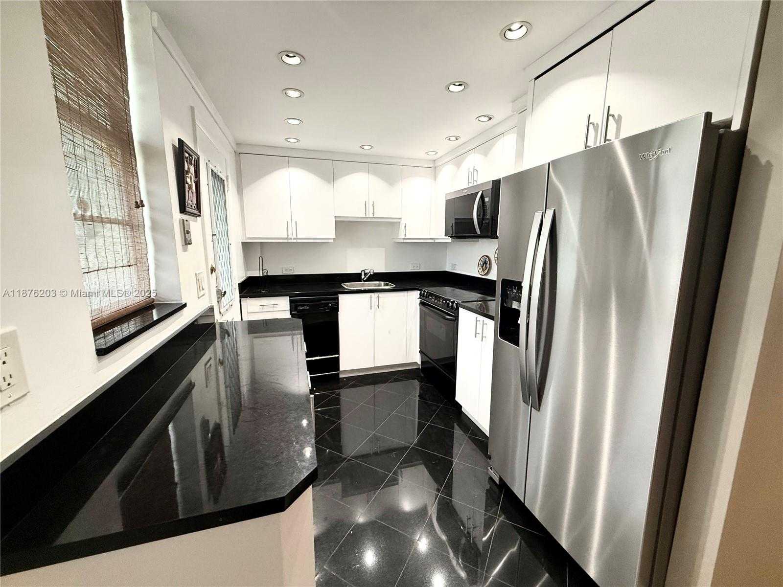 Small Image of 3020 MARCOS DR #S203, Aventura Number 2