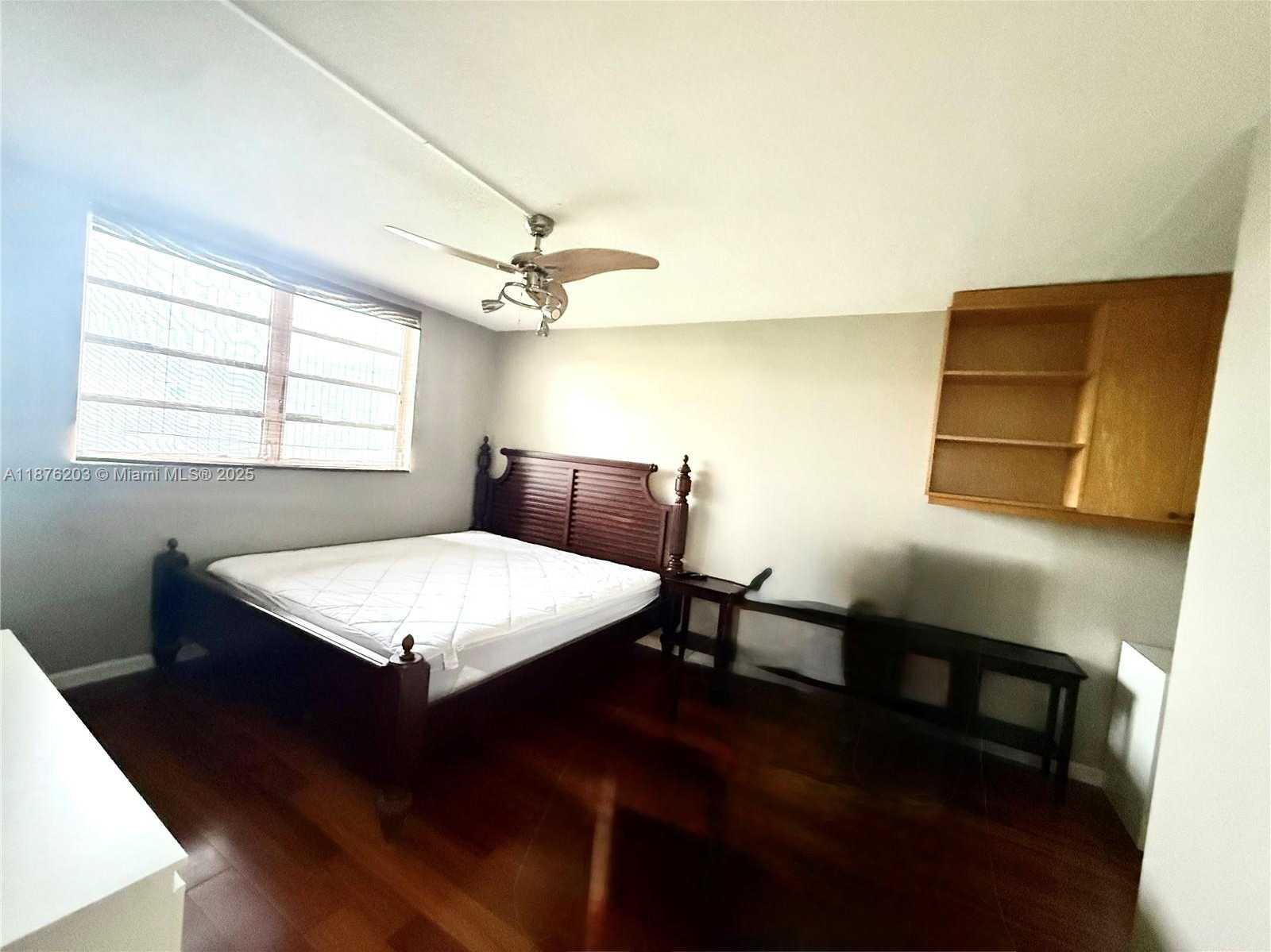 Small Image of 3020 MARCOS DR #S203, Aventura Number 6