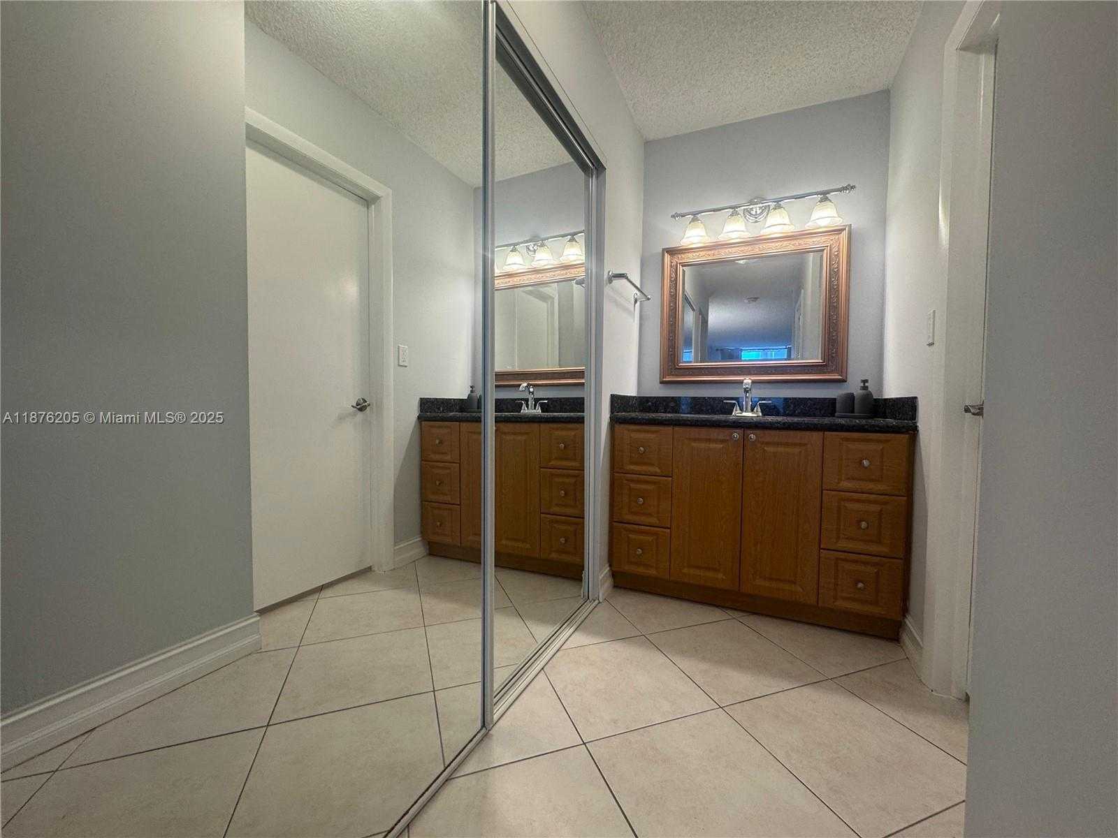 Small Image of 3800 SOUTH OCEAN DR #525, Hollywood Number 40
