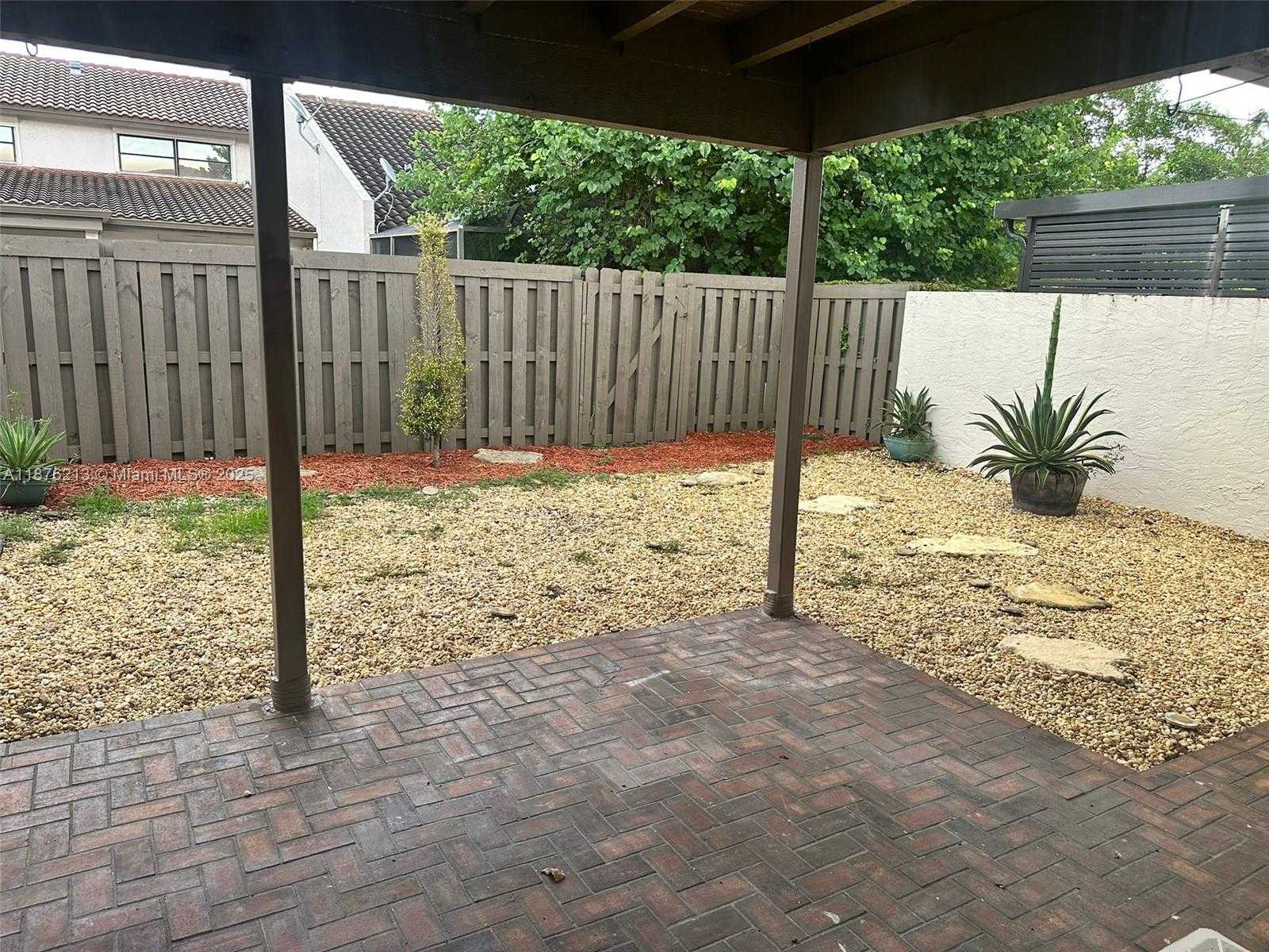 Small Image of 8563 SOUTH WEST 115TH CT #8563, Miami Number 15