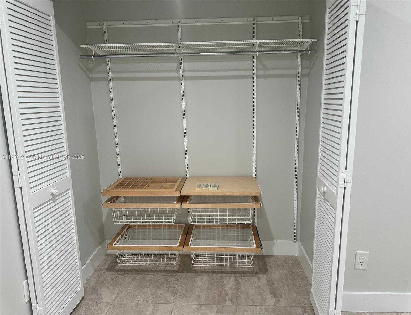 Small Image of 8563 SOUTH WEST 115TH CT #8563, Miami Number 18