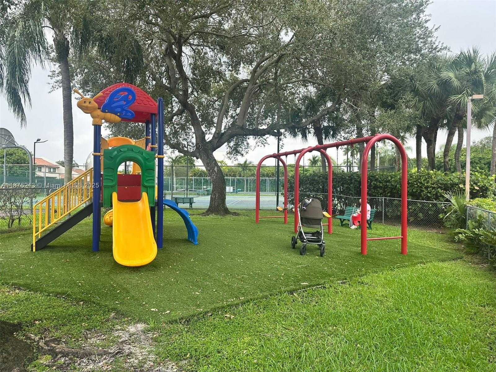 Small Image of 8563 SOUTH WEST 115TH CT #8563, Miami Number 3
