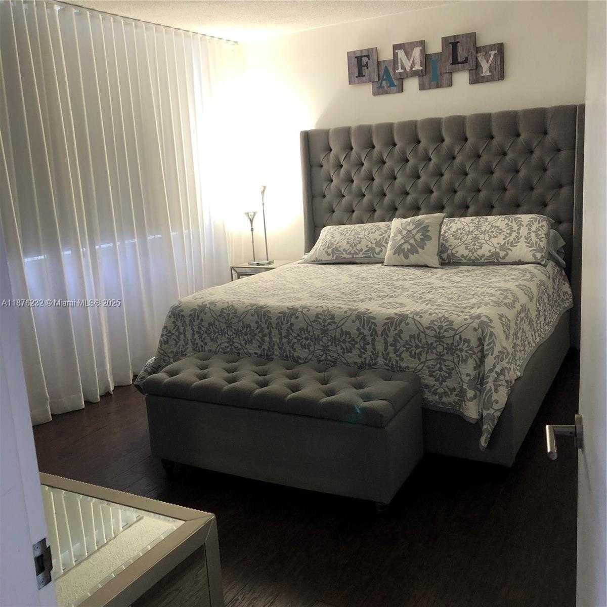Small Image of 905 BRICKELL BAY DR #327, Miami Number 15