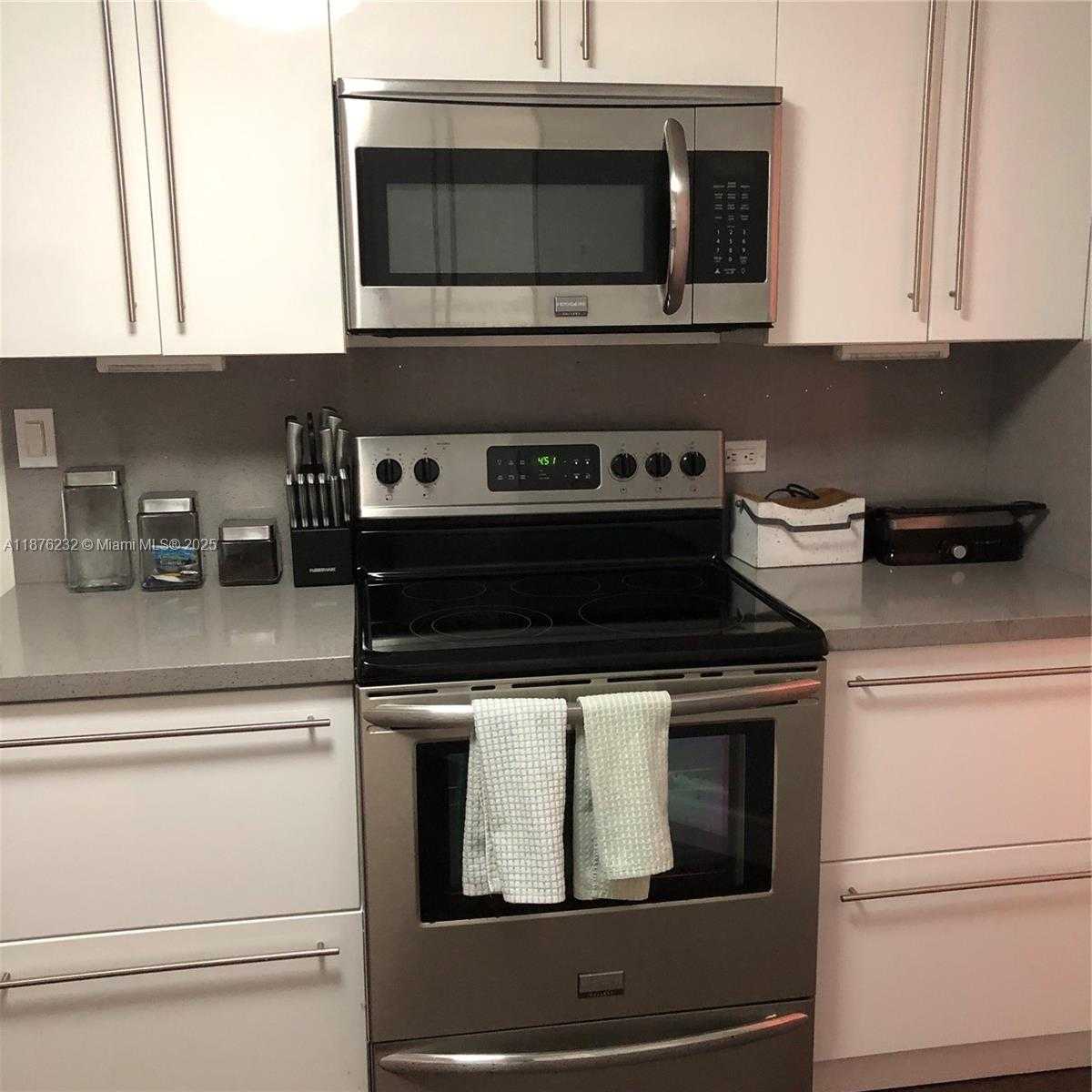 Small Image of 905 BRICKELL BAY DR #327, Miami Number 29