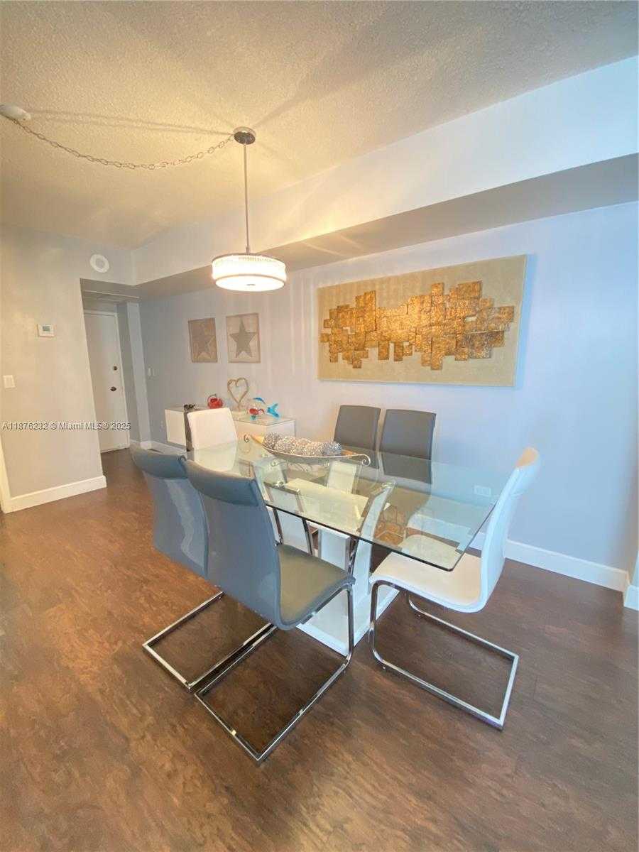 Small Image of 905 BRICKELL BAY DR #327, Miami Number 6