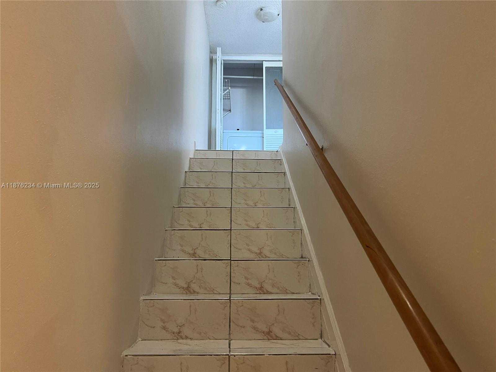 Small Image of 10 NORTH WEST 87TH AVE #B211, Miami Number 18