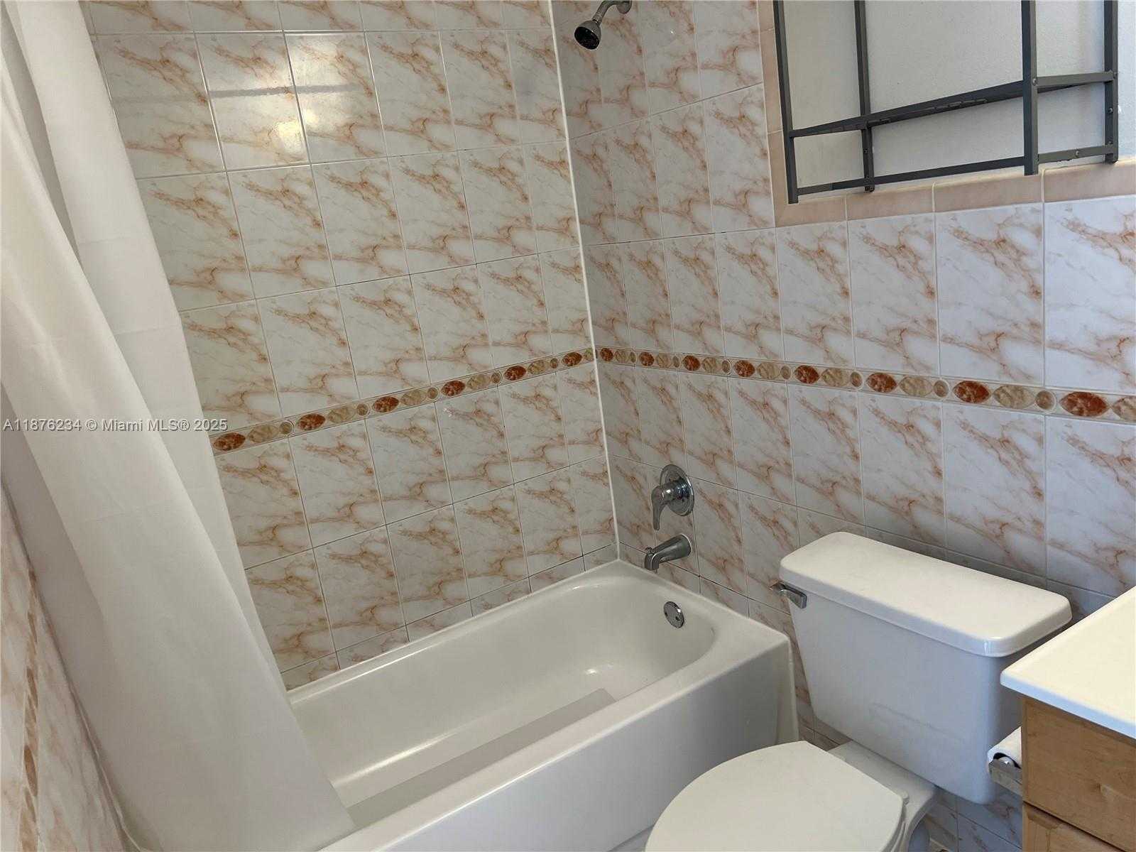Small Image of 10 NORTH WEST 87TH AVE #B211, Miami Number 24