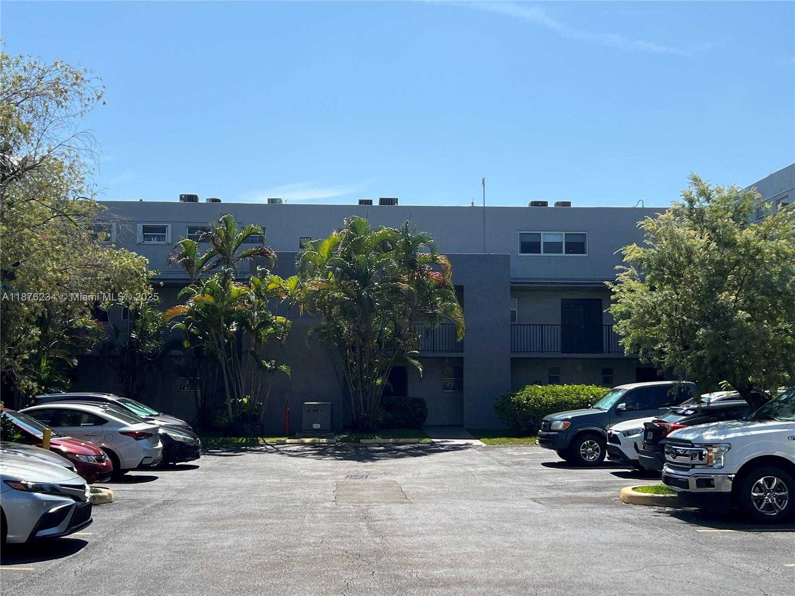 Small Image of 10 NORTH WEST 87TH AVE #B211, Miami Number 8