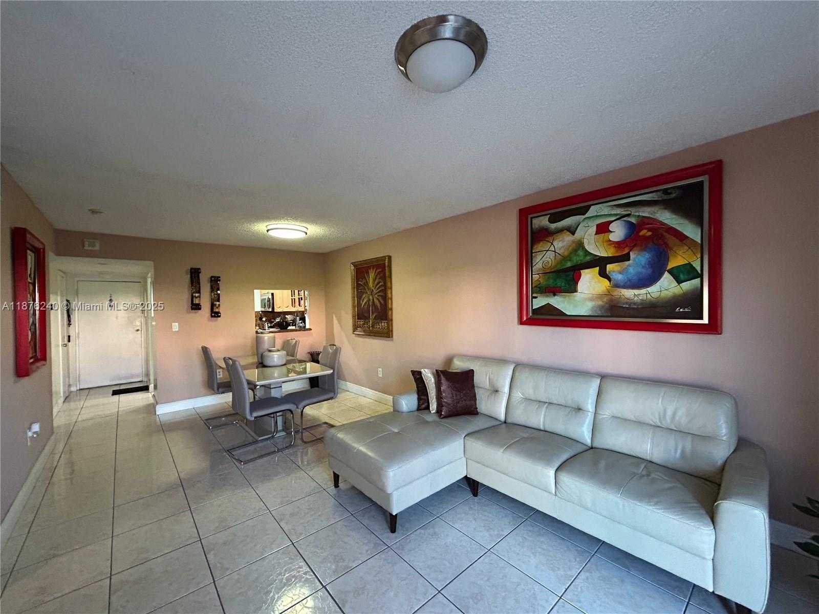 Small Image of 11309 SOUTH WEST 200TH ST #102-C, Miami Number 3