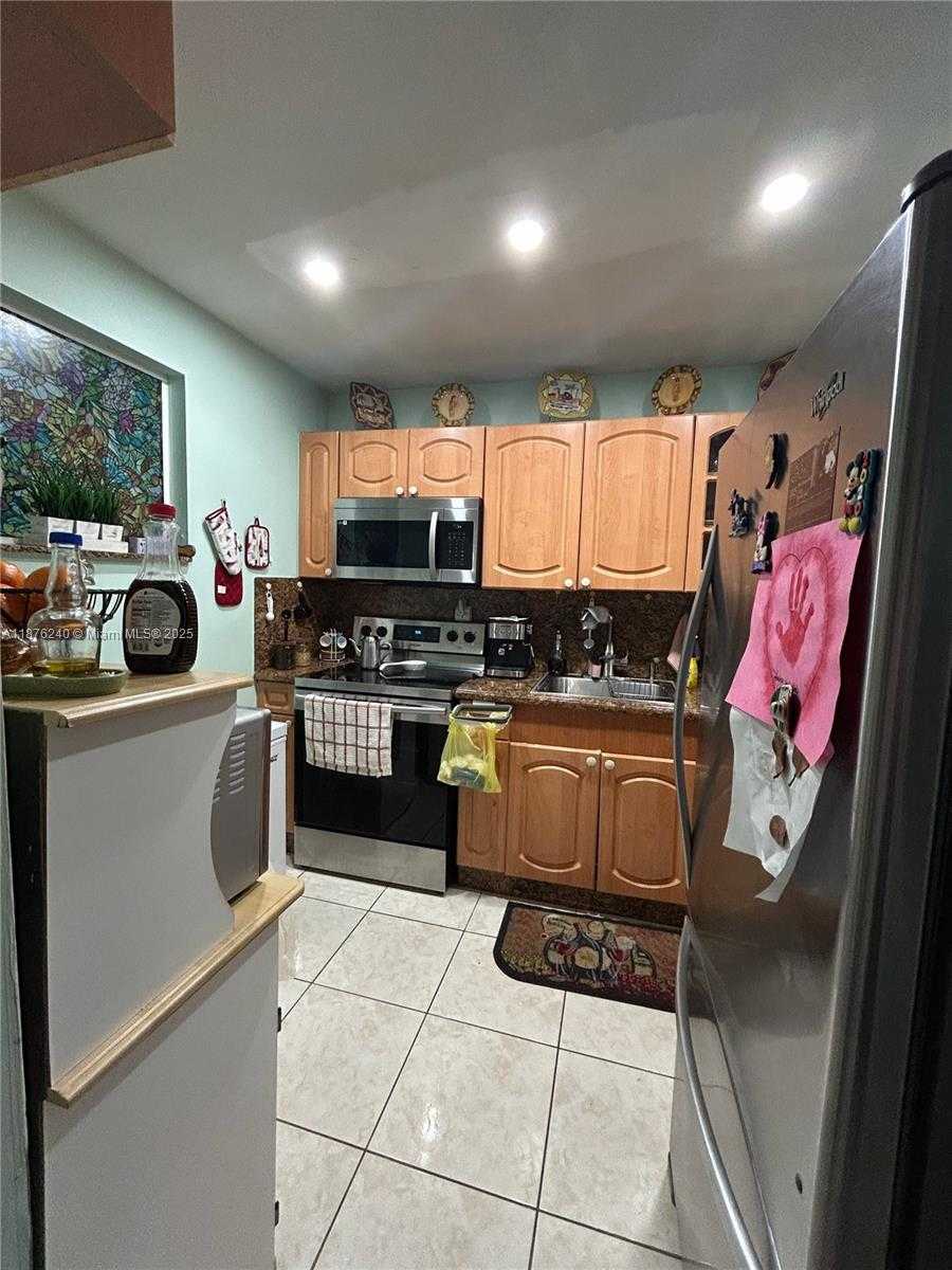 Small Image of 11309 SOUTH WEST 200TH ST #102-C, Miami Number 6