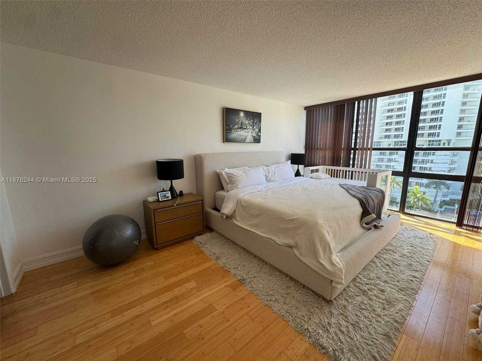 Small Image of 600 NORTH EAST 36TH ST #821, Miami Number 10