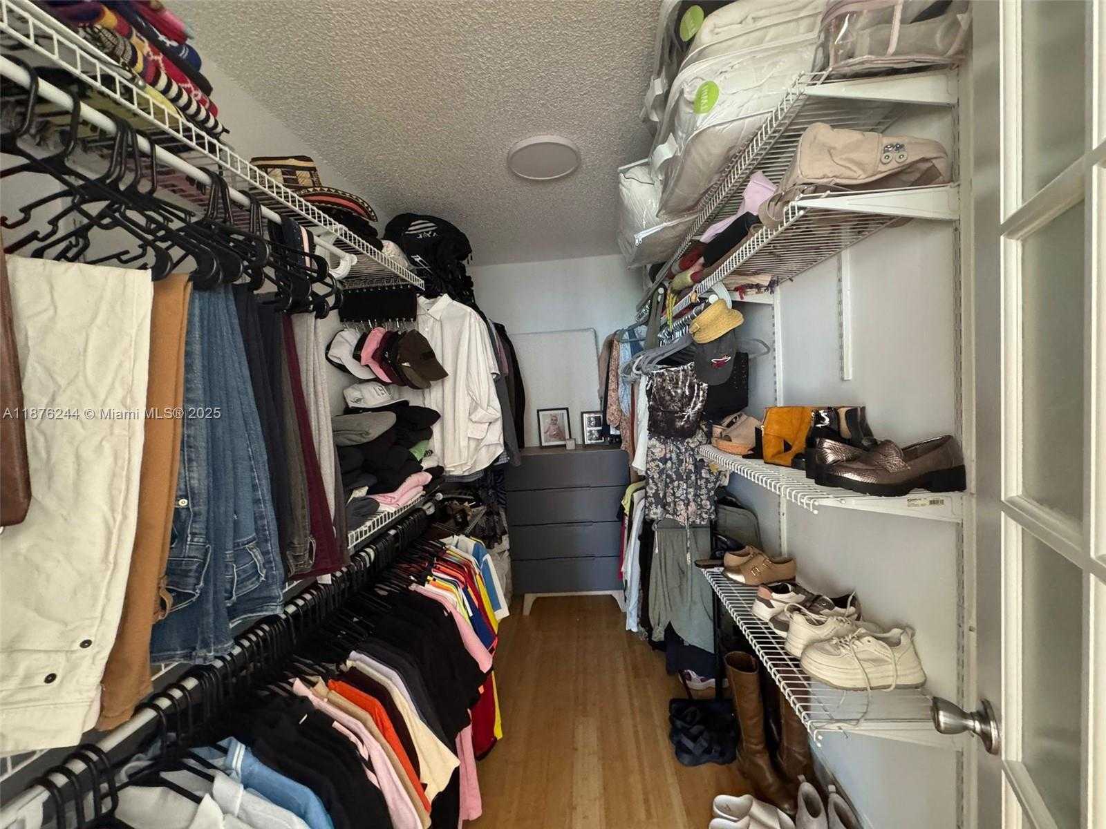 Small Image of 600 NORTH EAST 36TH ST #821, Miami Number 14