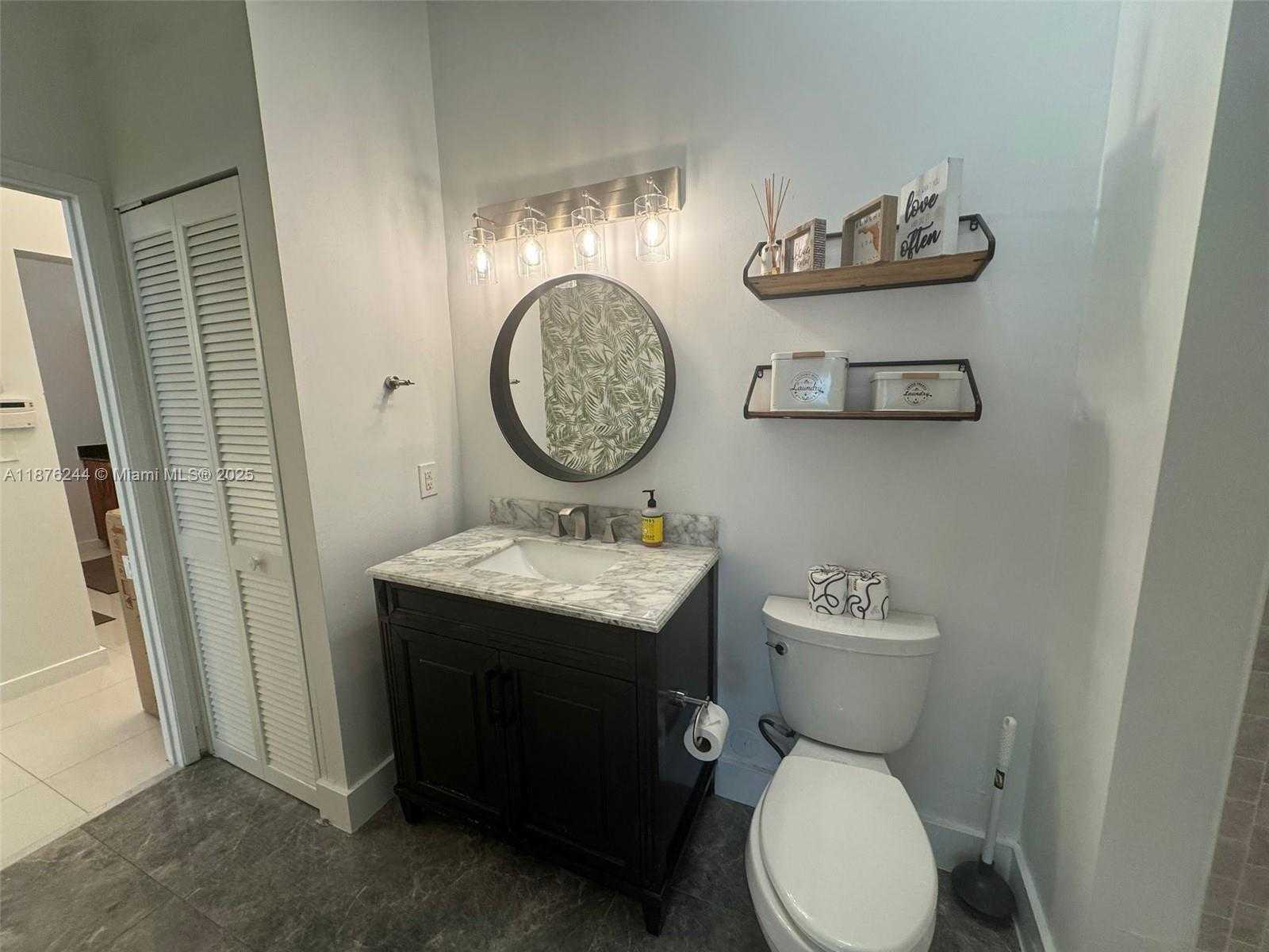 Small Image of 600 NORTH EAST 36TH ST #821, Miami Number 22